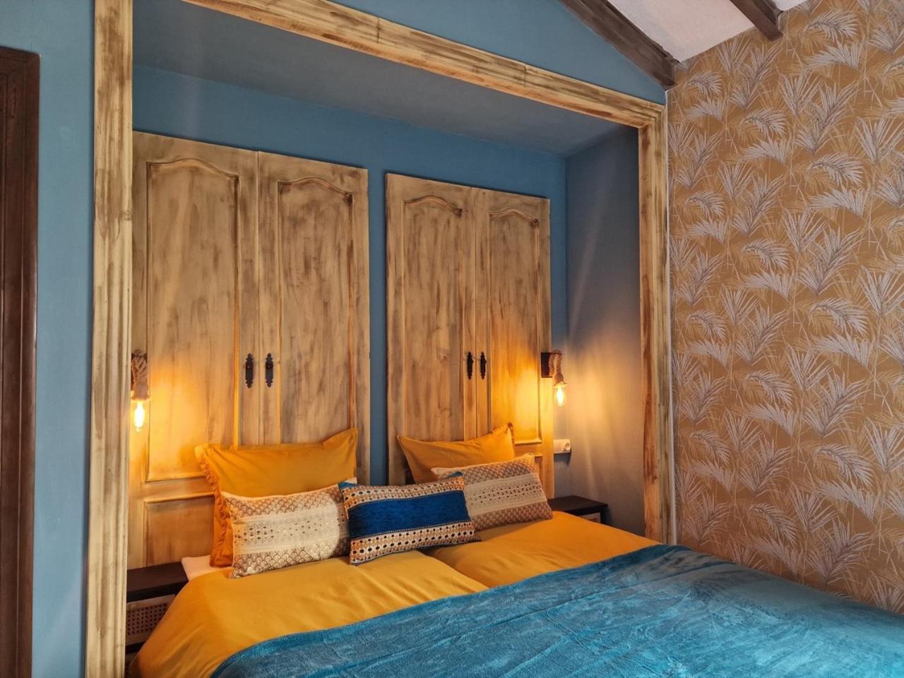 Standard Double Suite