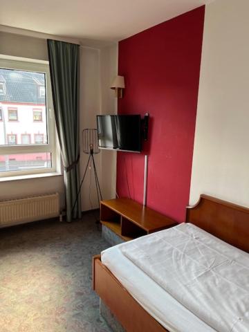 Small Single Room photo 1