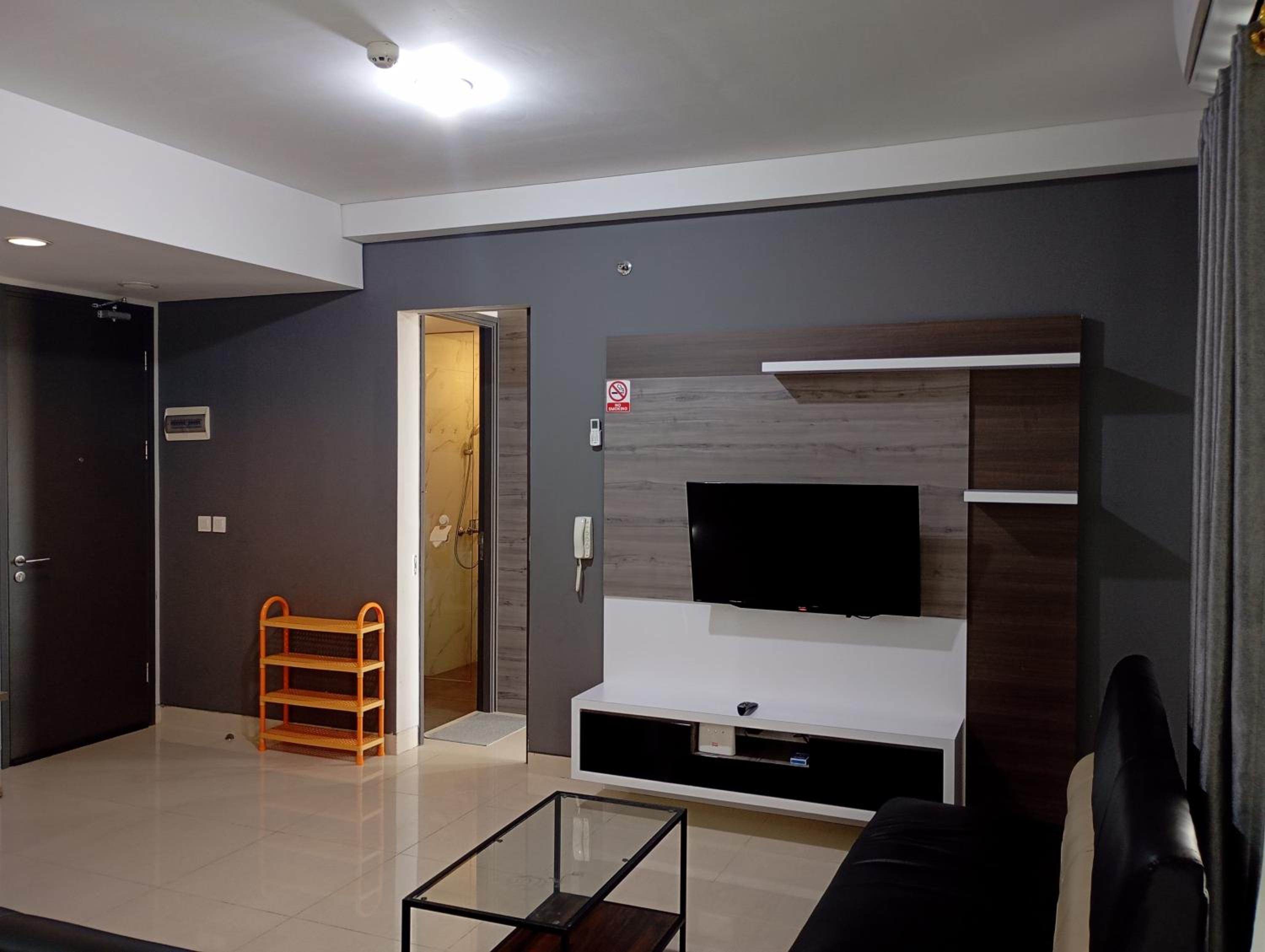 Apartment photo 2