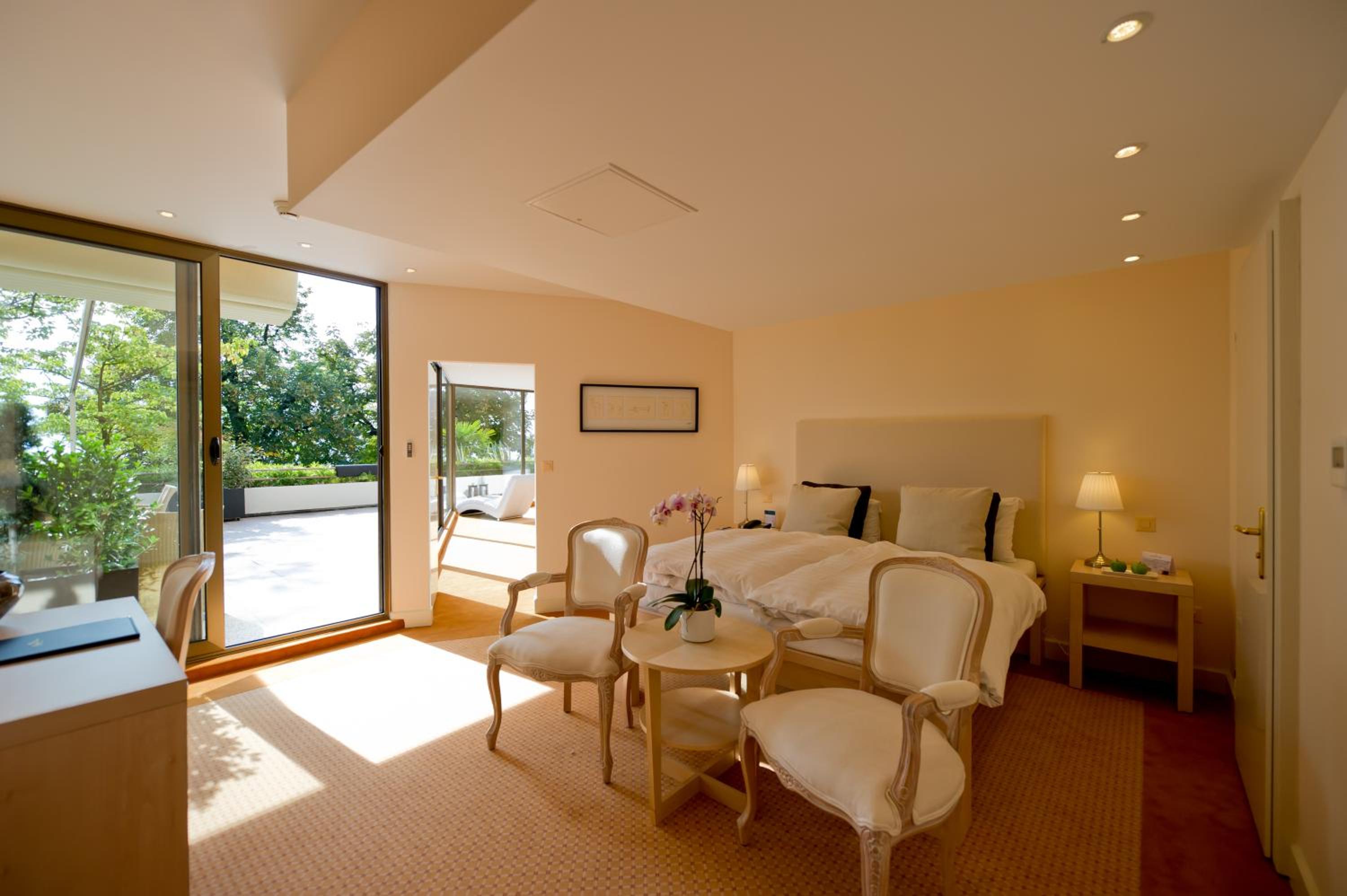 Royal Suite with Lake View and Terrace photo 2