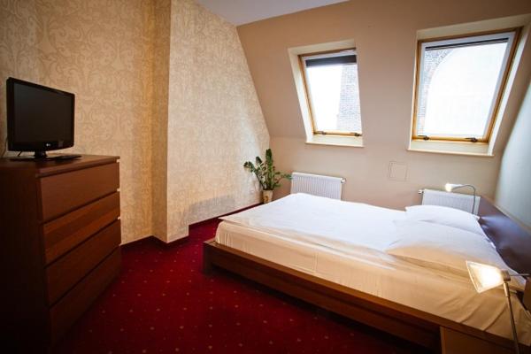 2 Bedrooms Apartment 1 Queen bed 2 Sofa Beds photo 3