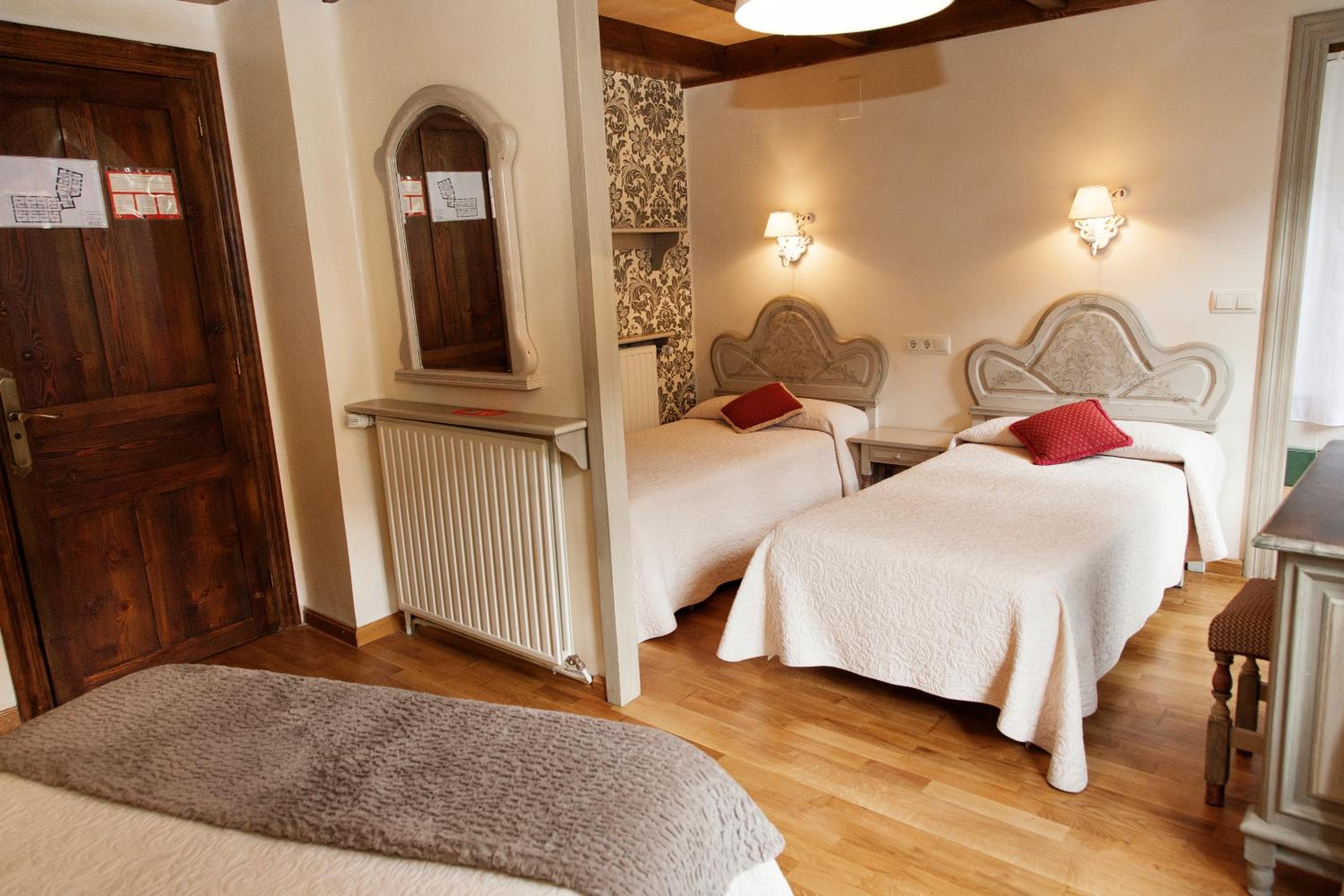 Habitación Familiar (2 Adultos + 2 Niños)