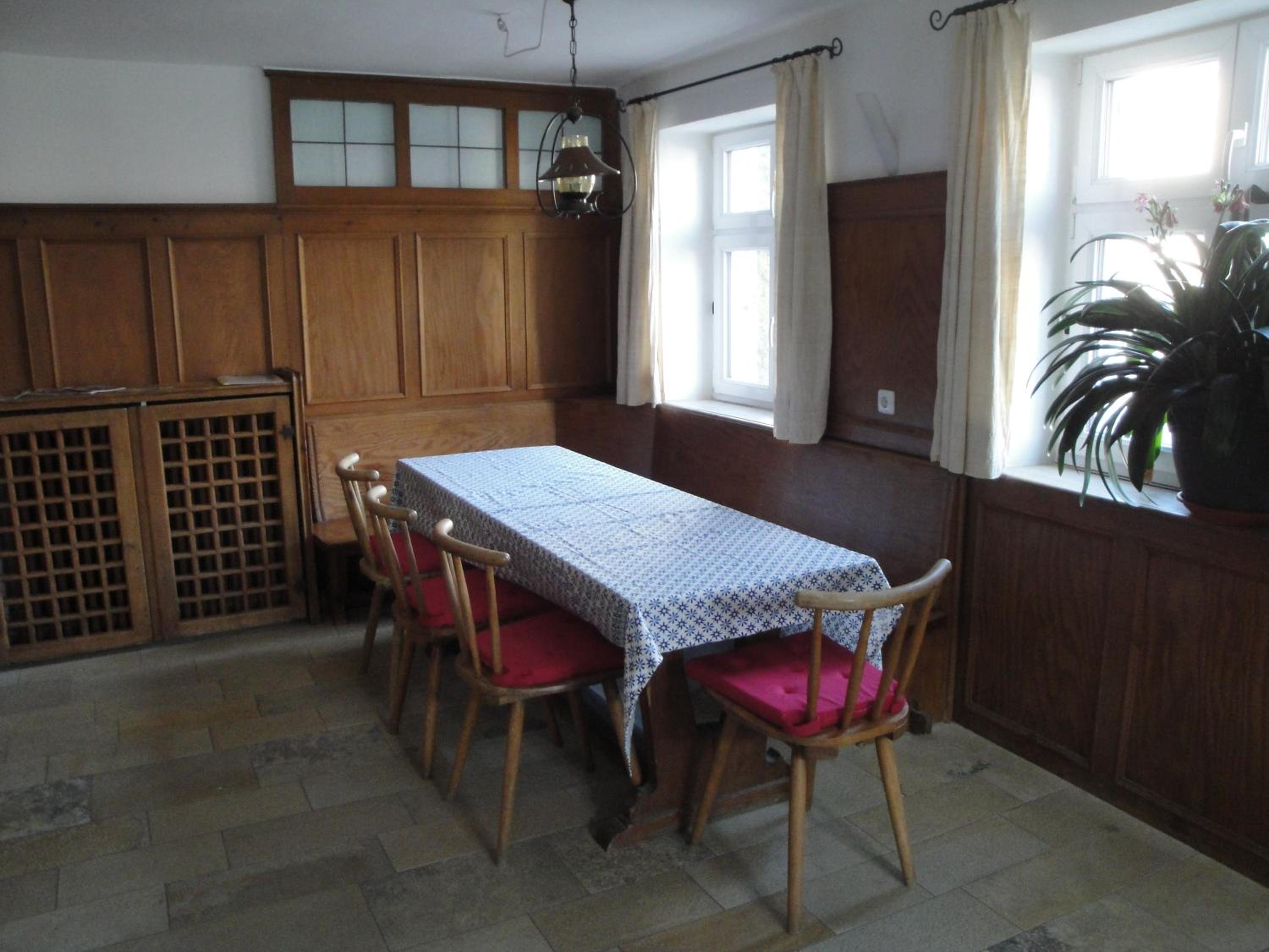 Three-Bedroom Apartment - Photo 11