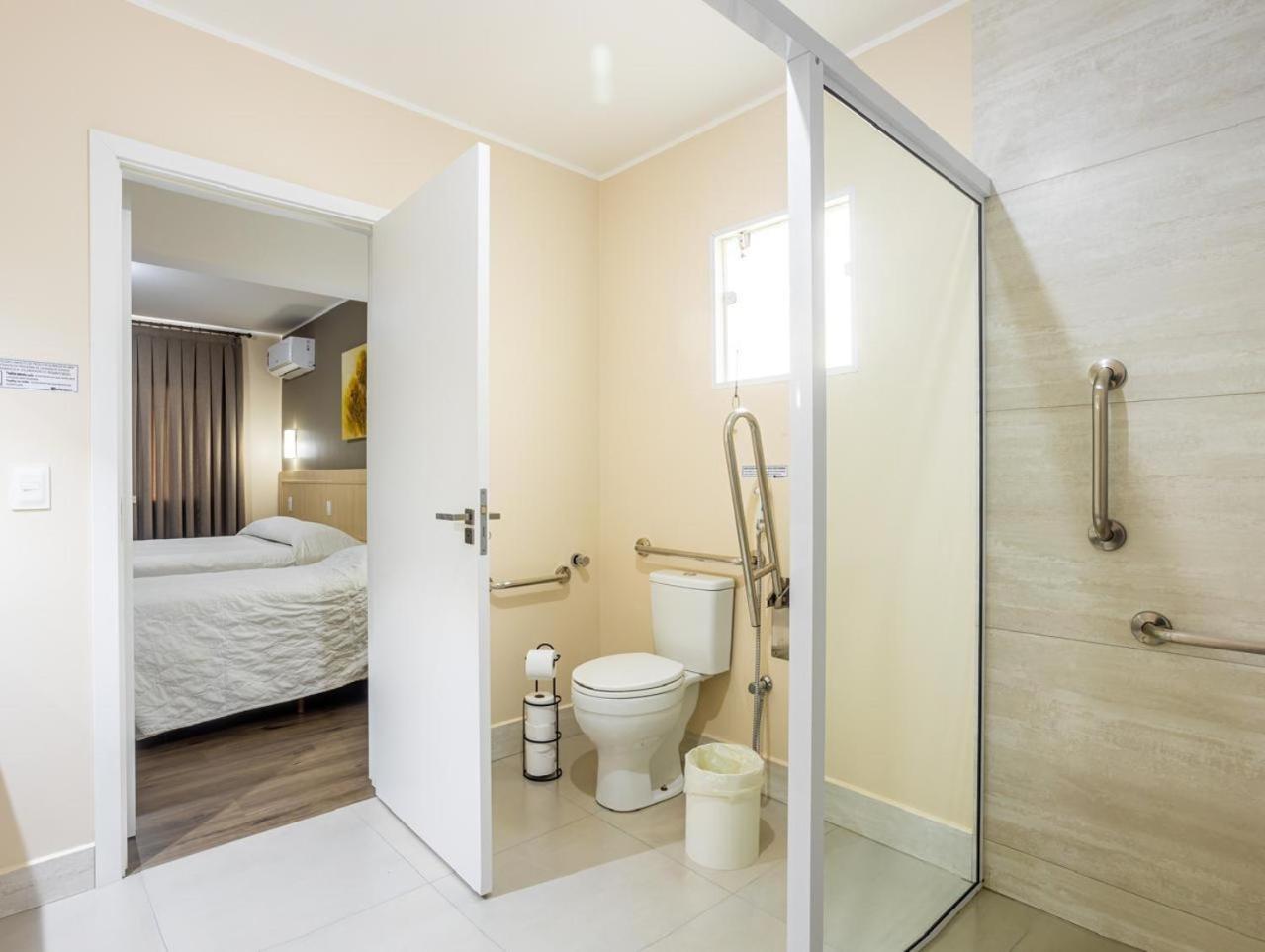 Triple Room - Disability Access photo 3