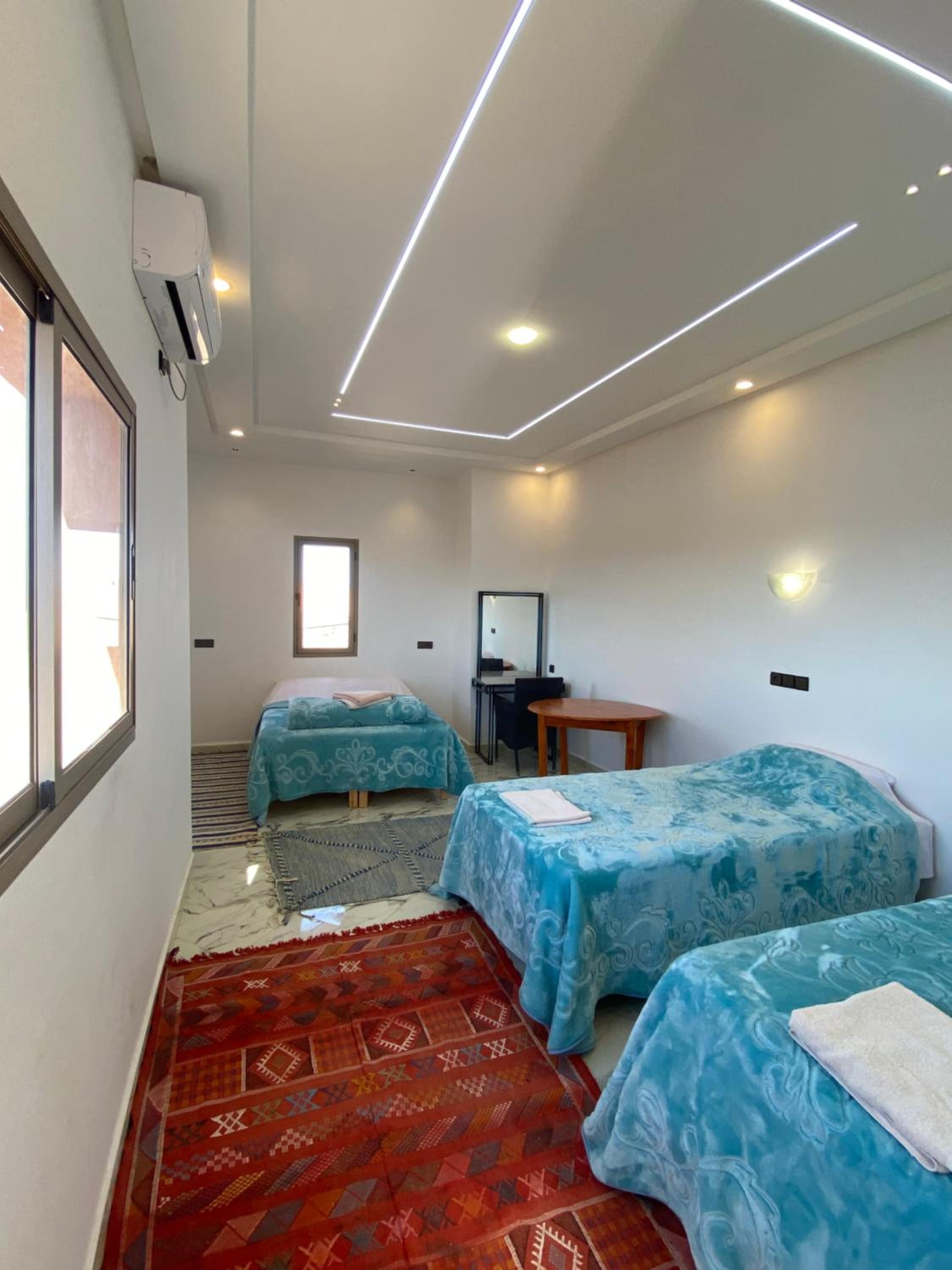 Deluxe Family Room - Photo 7