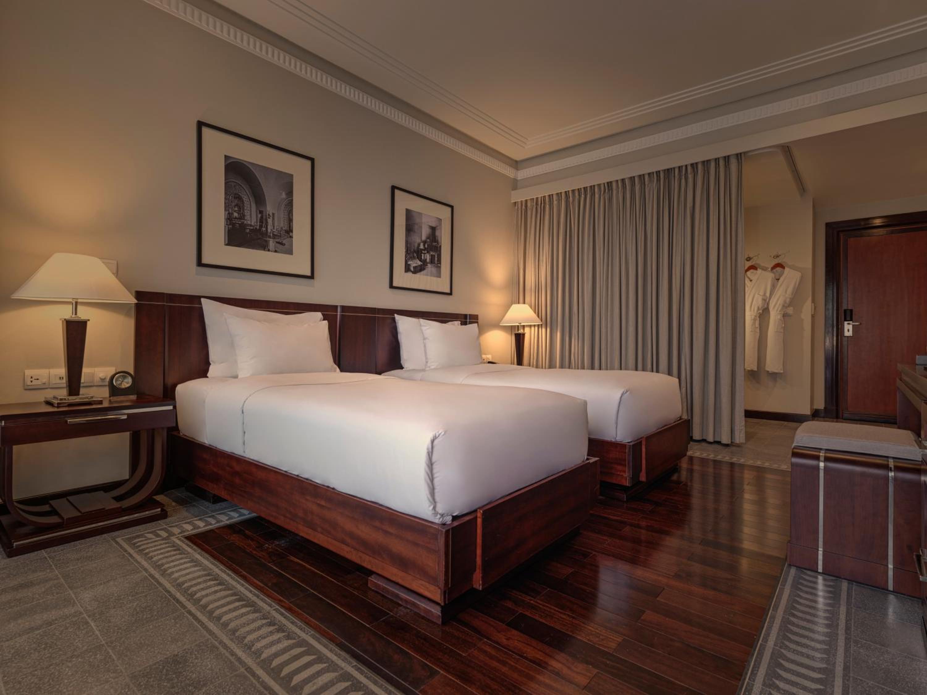 Superior Twin Room with River View