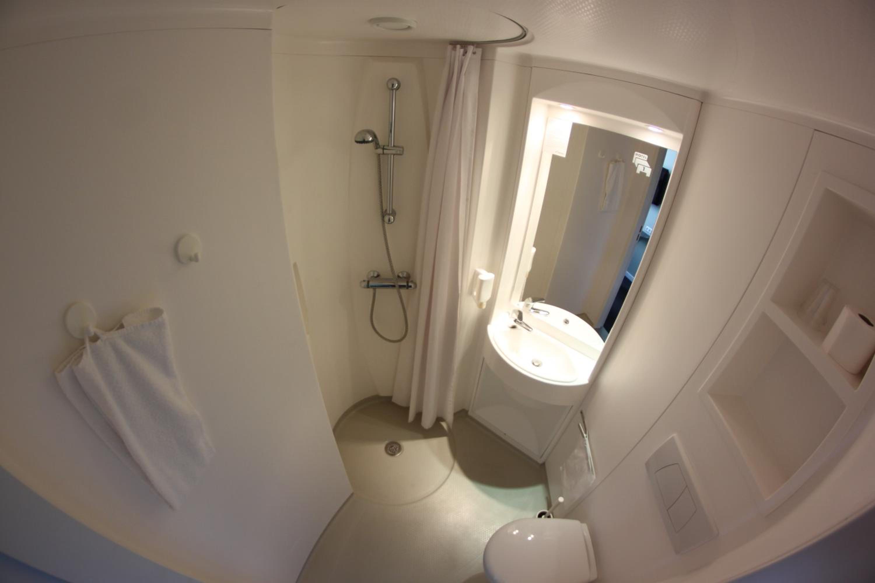 Triple Room - Photo 7