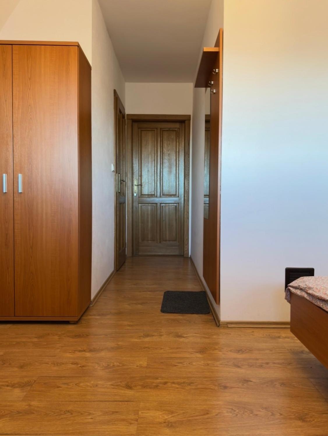 Double Room with Balcony - Photo 3