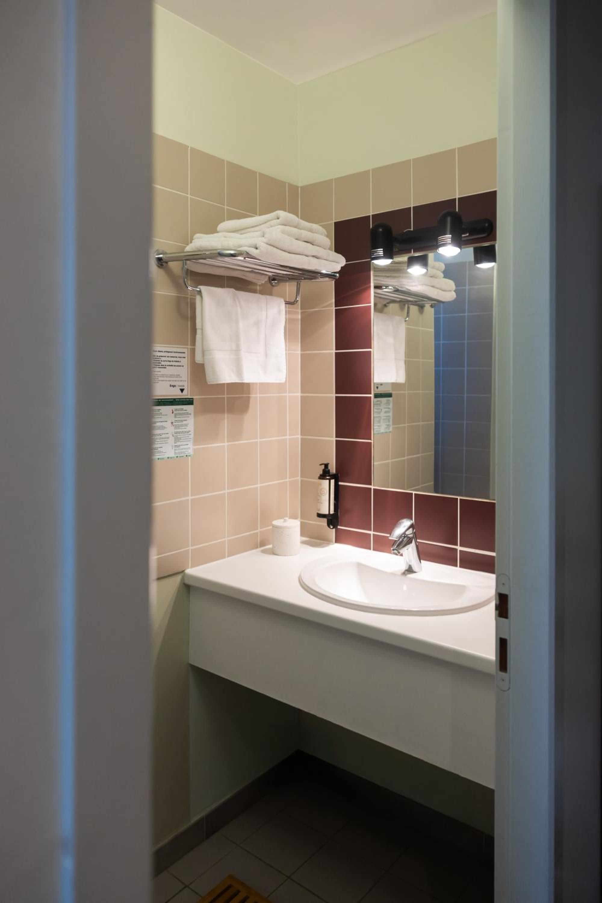 Standard Triple Room photo 1
