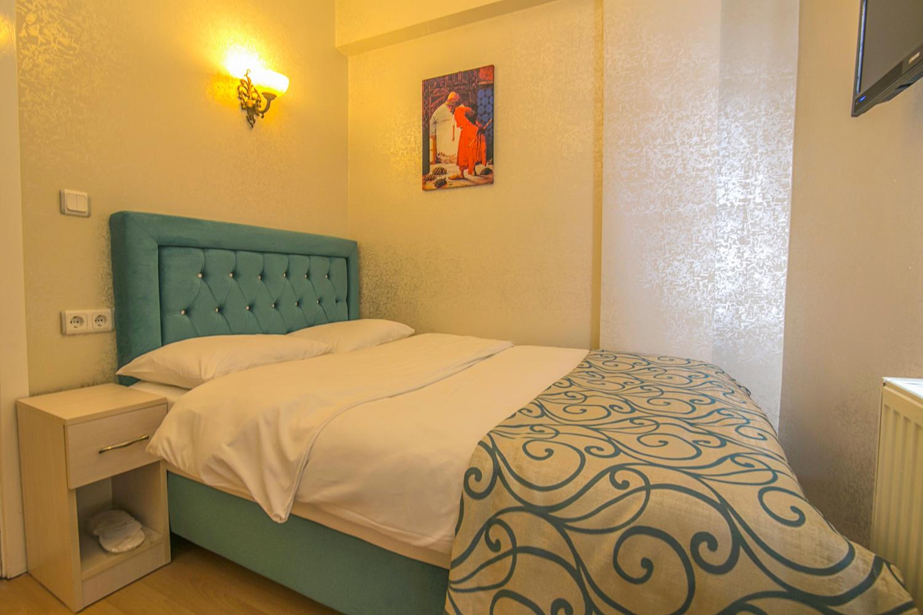 Economy Double Room photo 1