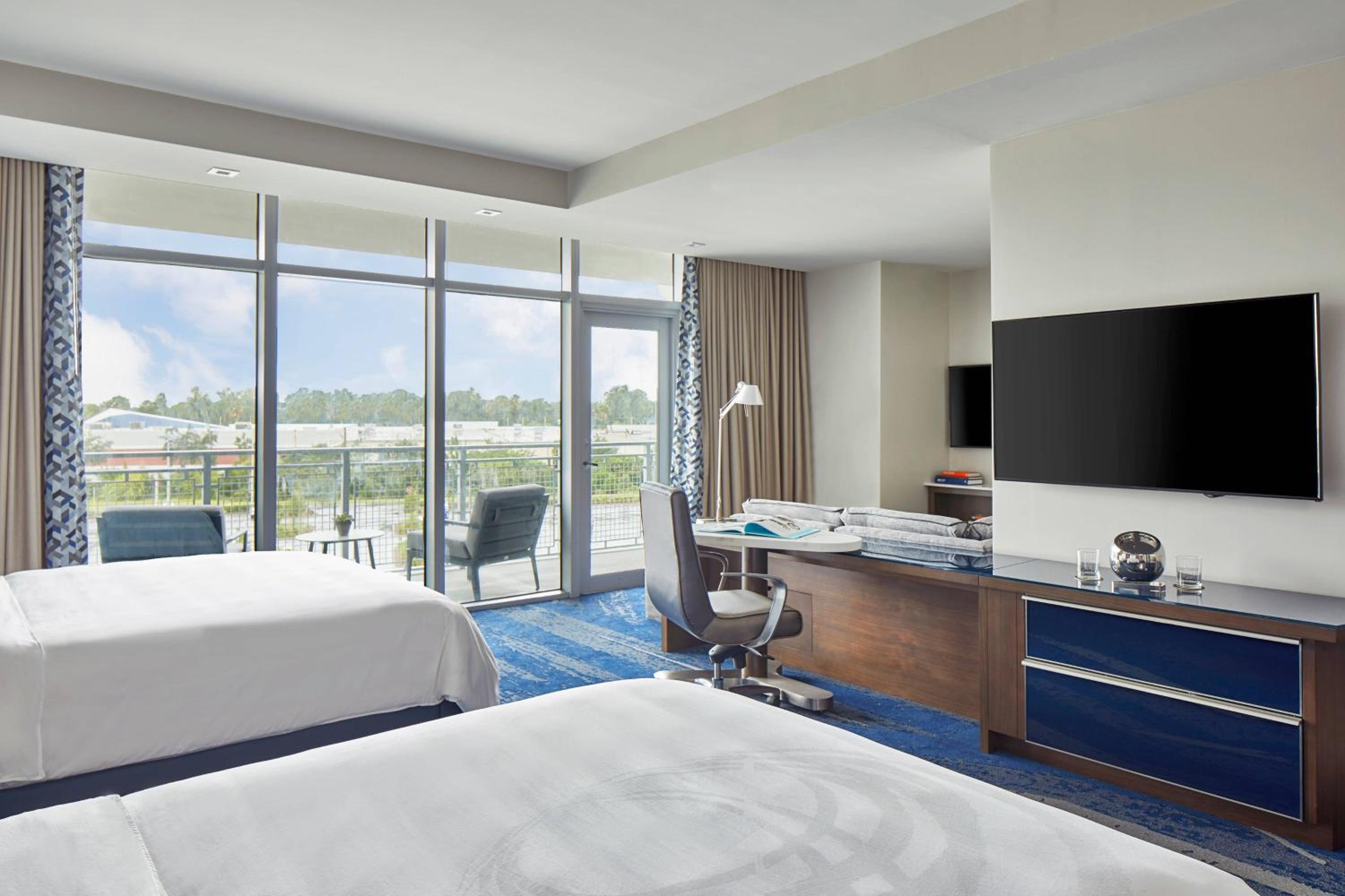 Executive Suite, 2 Queen, Balcony (Mobility Accessible w/Roll-in Shower) - Photo 1