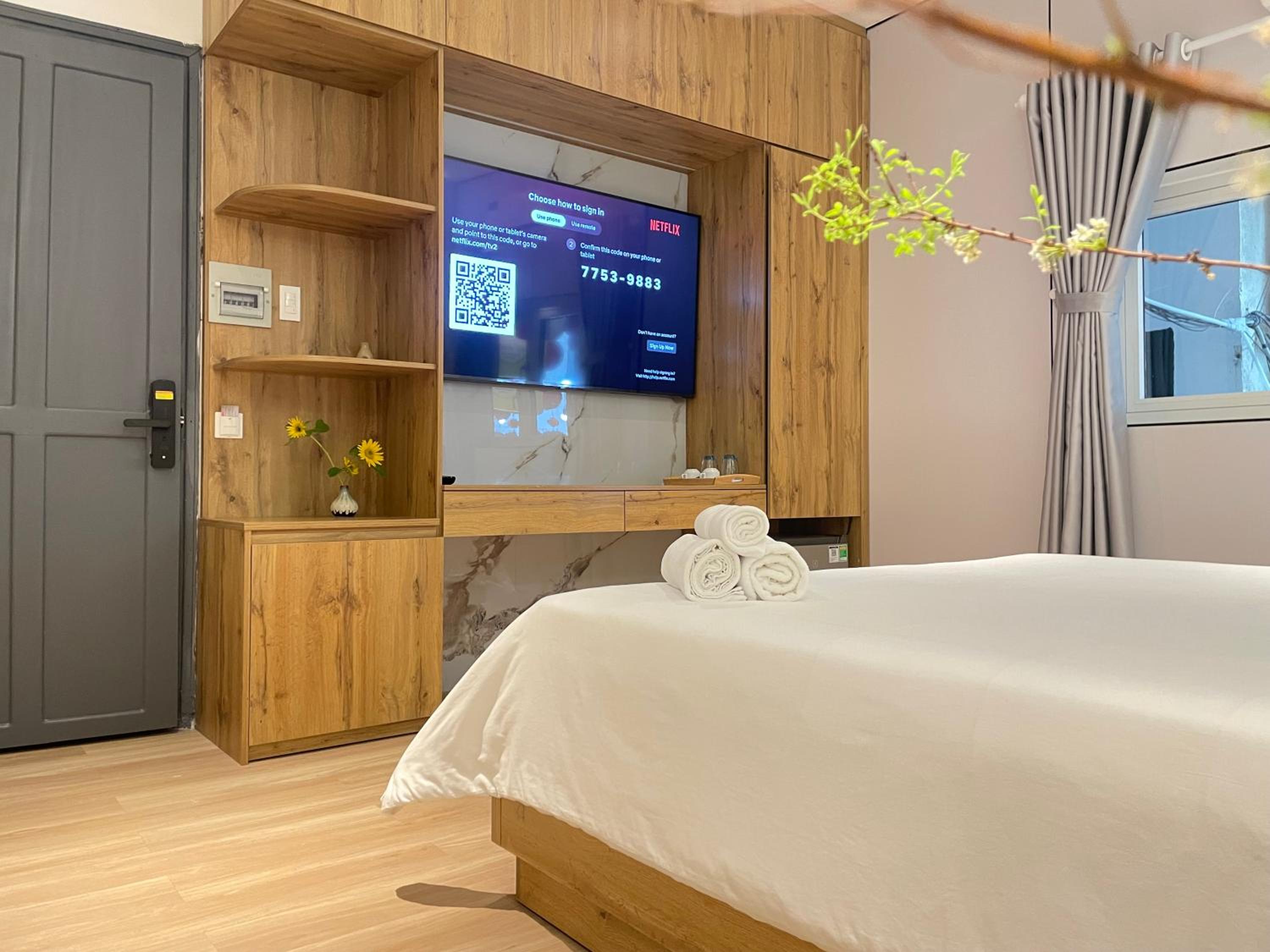 Deluxe King Room