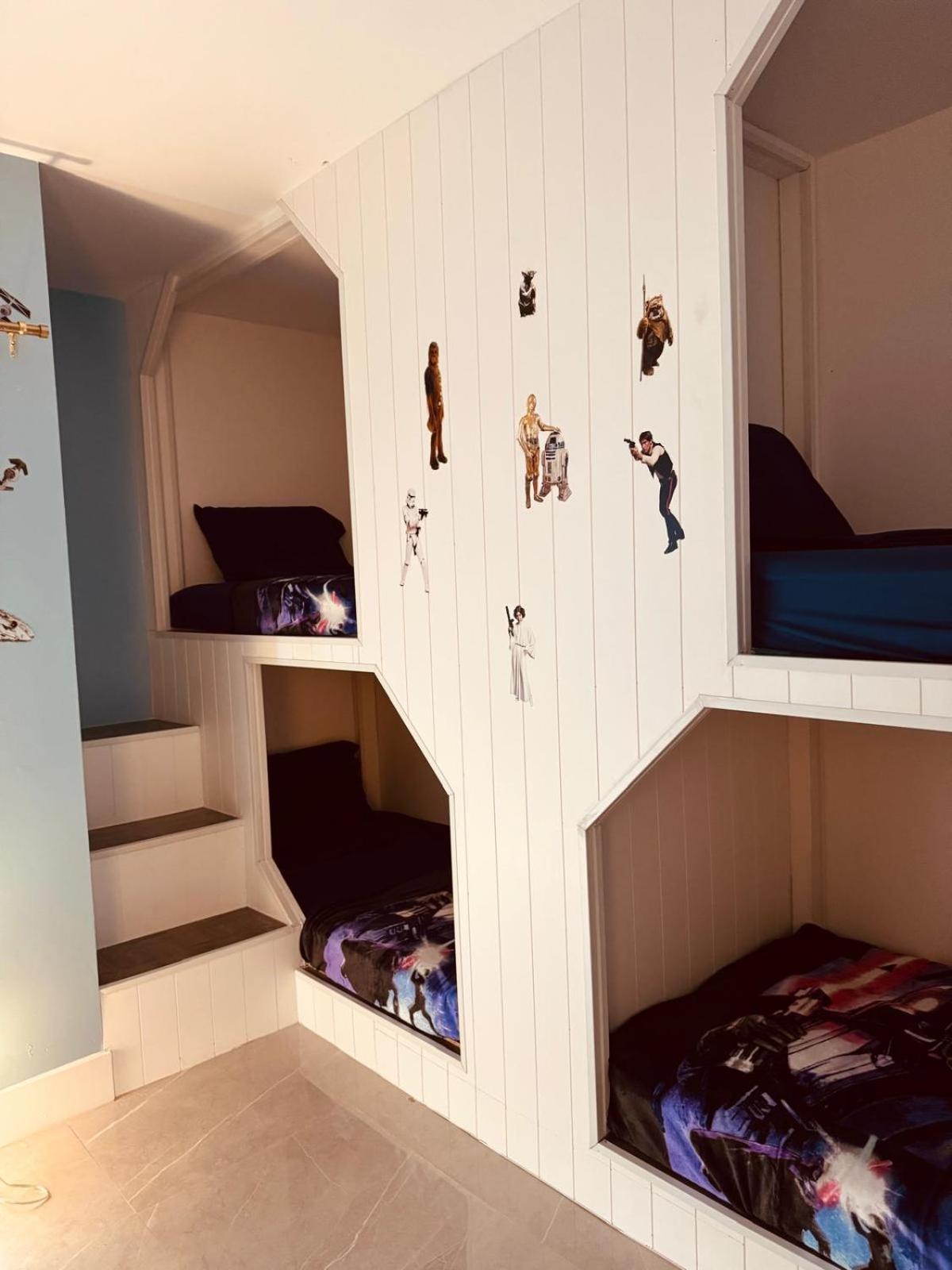 Bed in 4-Bed Mixed Dormitory Room photo 1