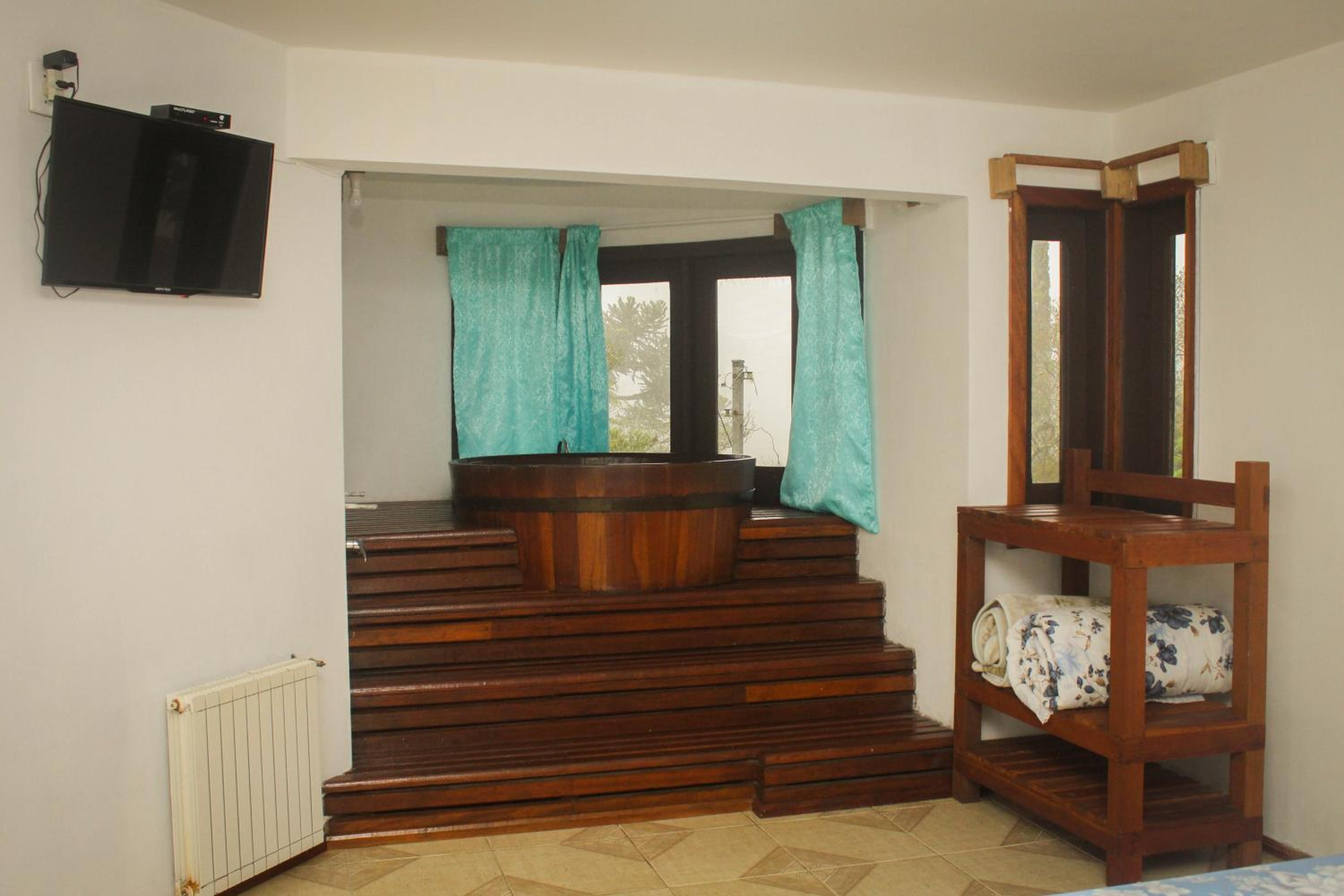 Triple Room with Bath photo 3