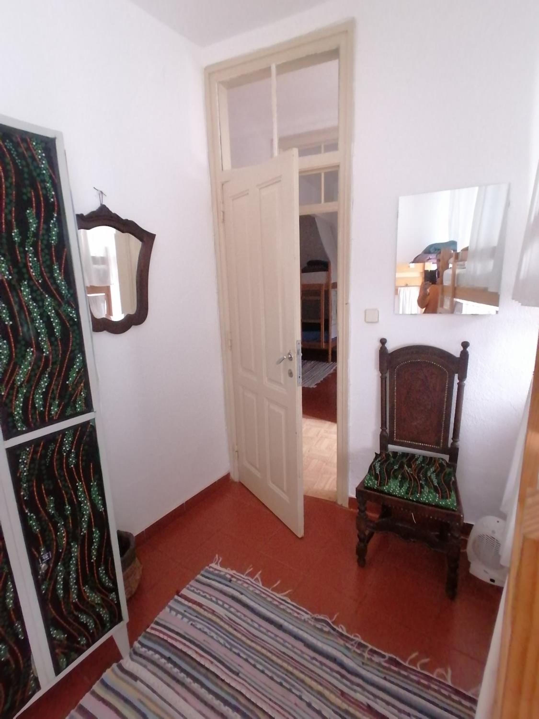 Bed in 4-Bed Mixed Dormitory Room photo 3
