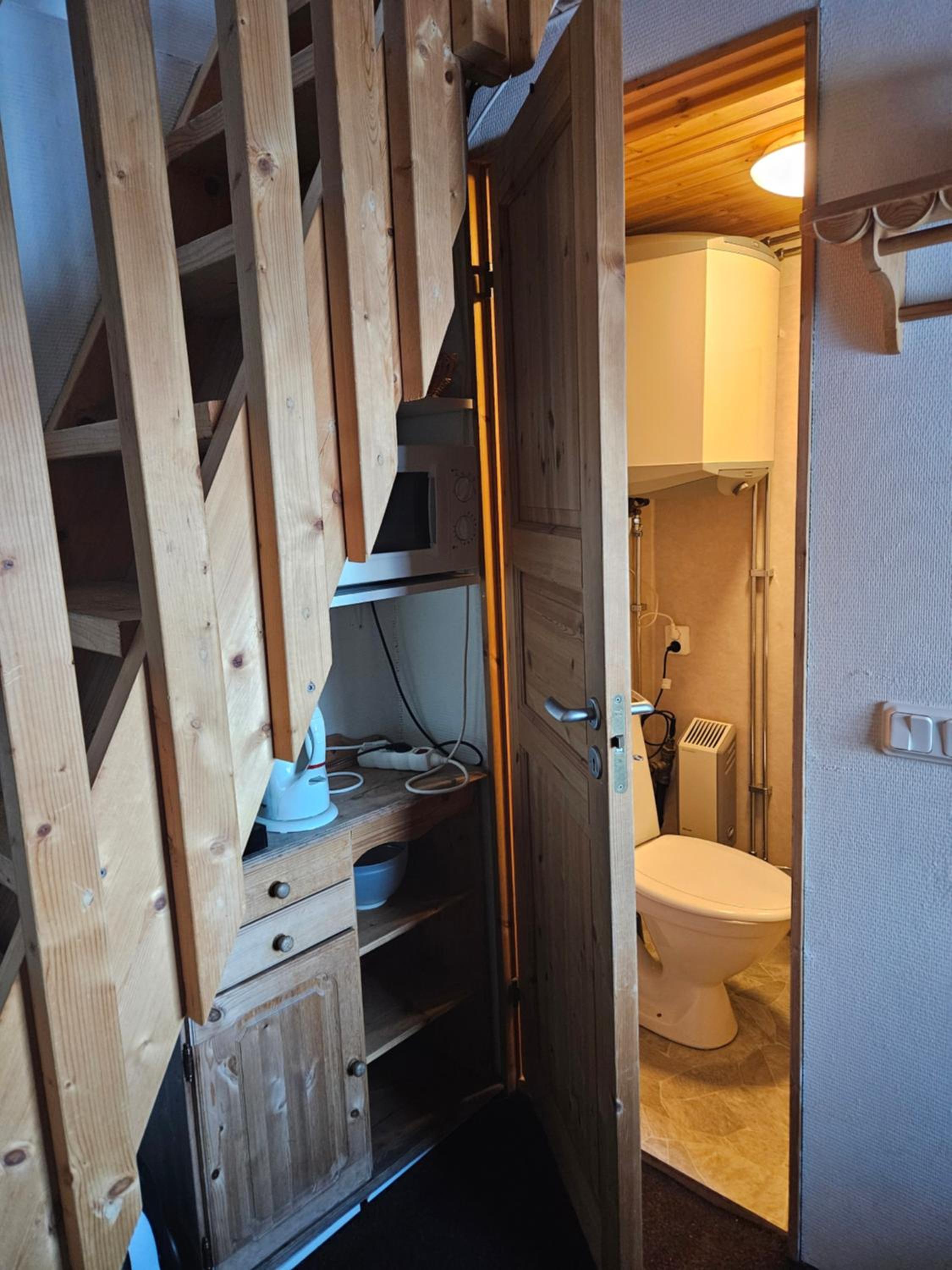 Twin Room - Photo 2