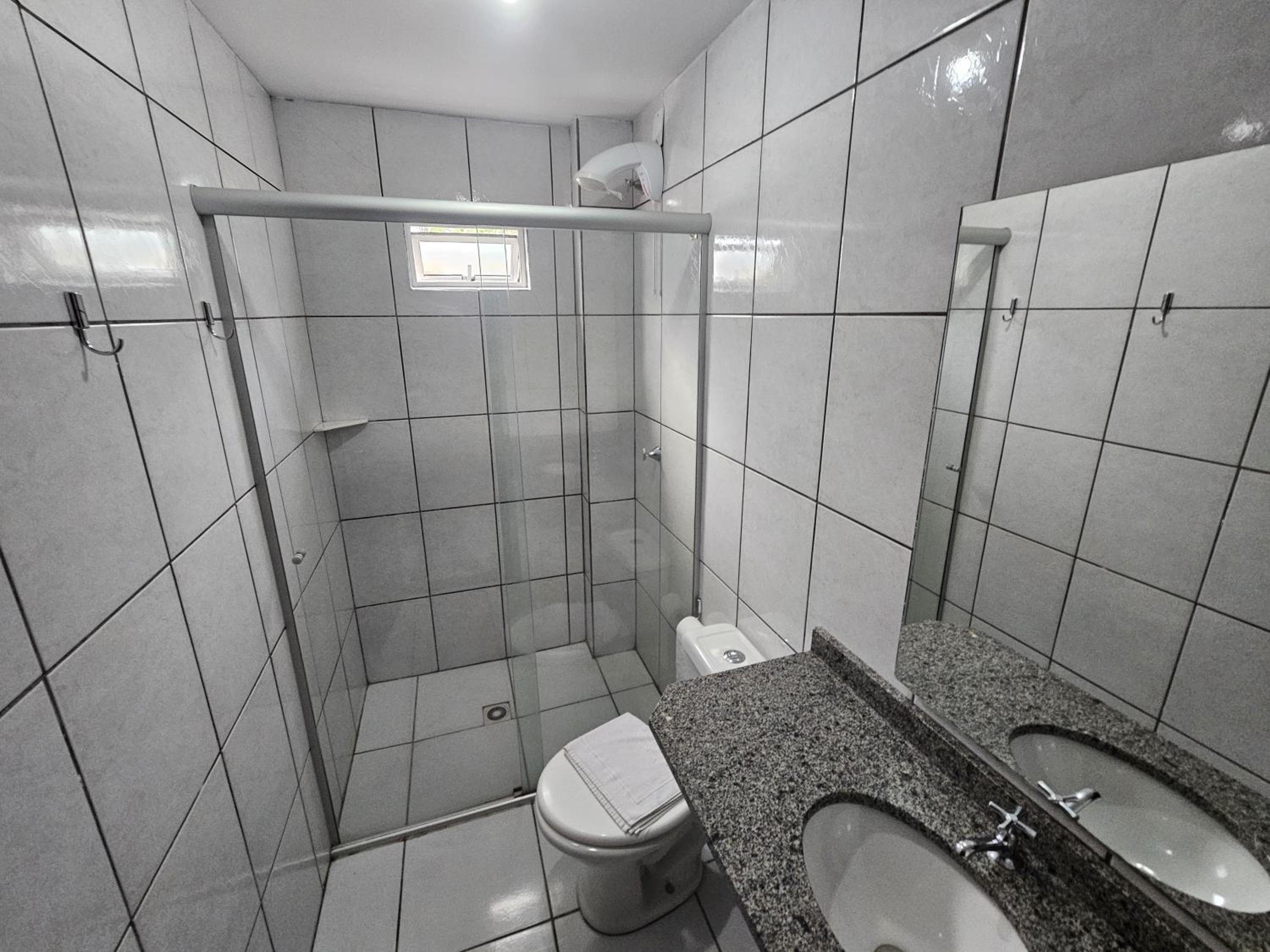 Basic Triple Room photo 3