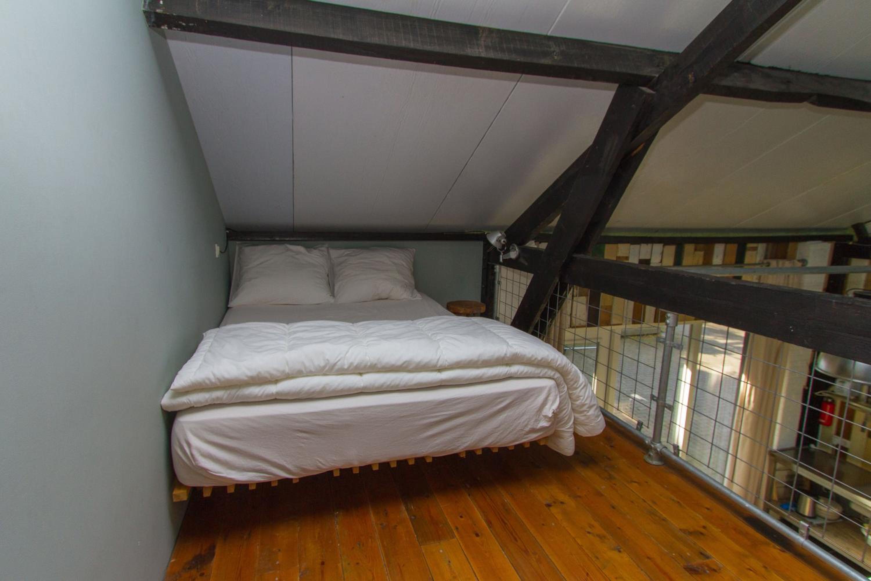 Two-Bedroom Apartment - Photo 7