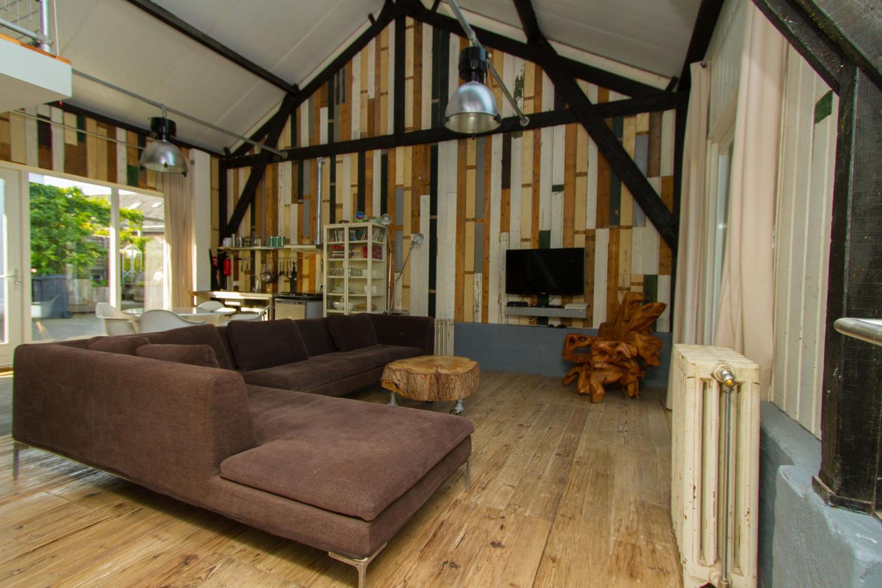Two-Bedroom Apartment - Photo 8