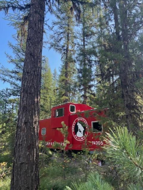 Caboose photo 1