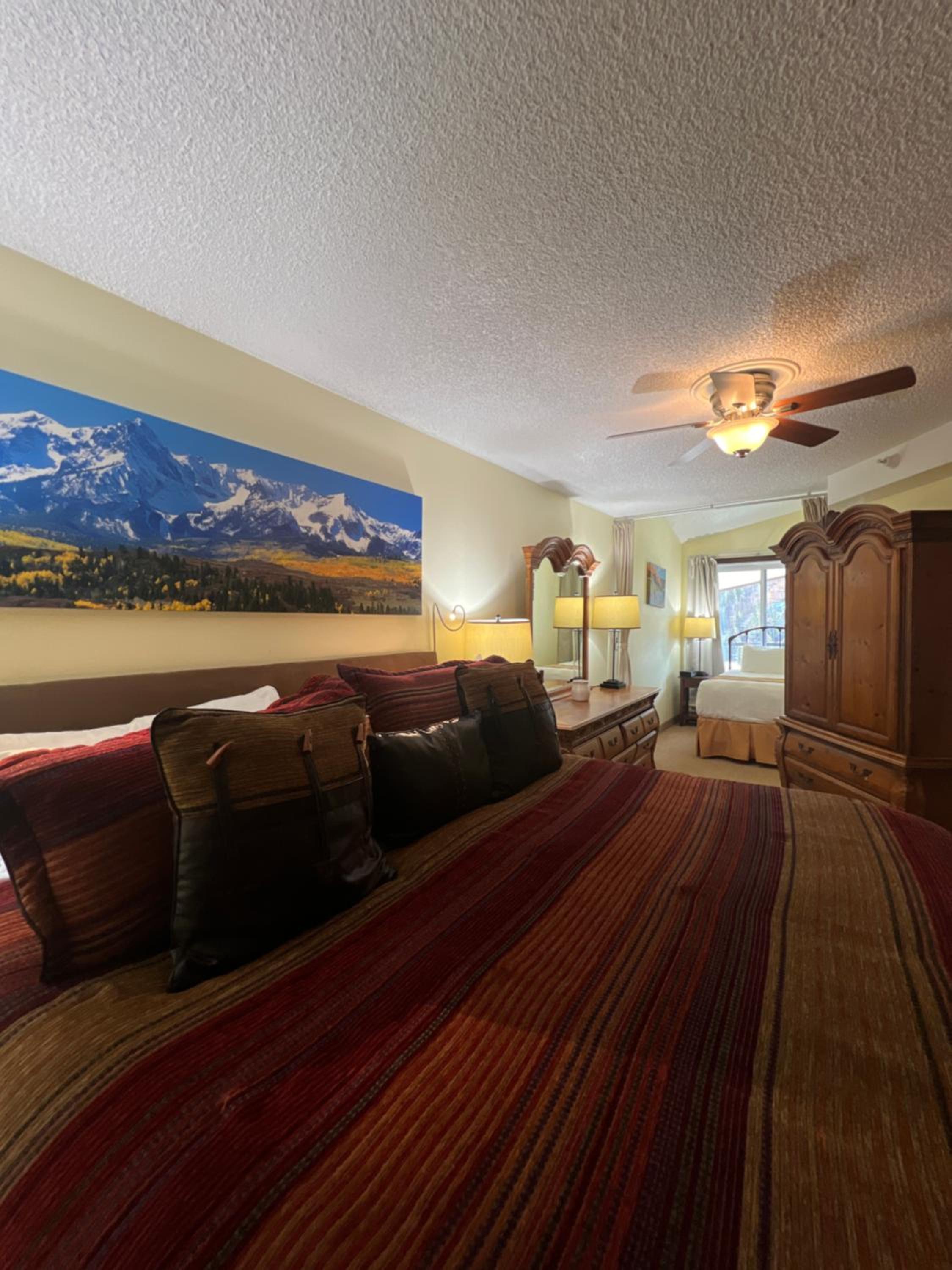 Deluxe family suite