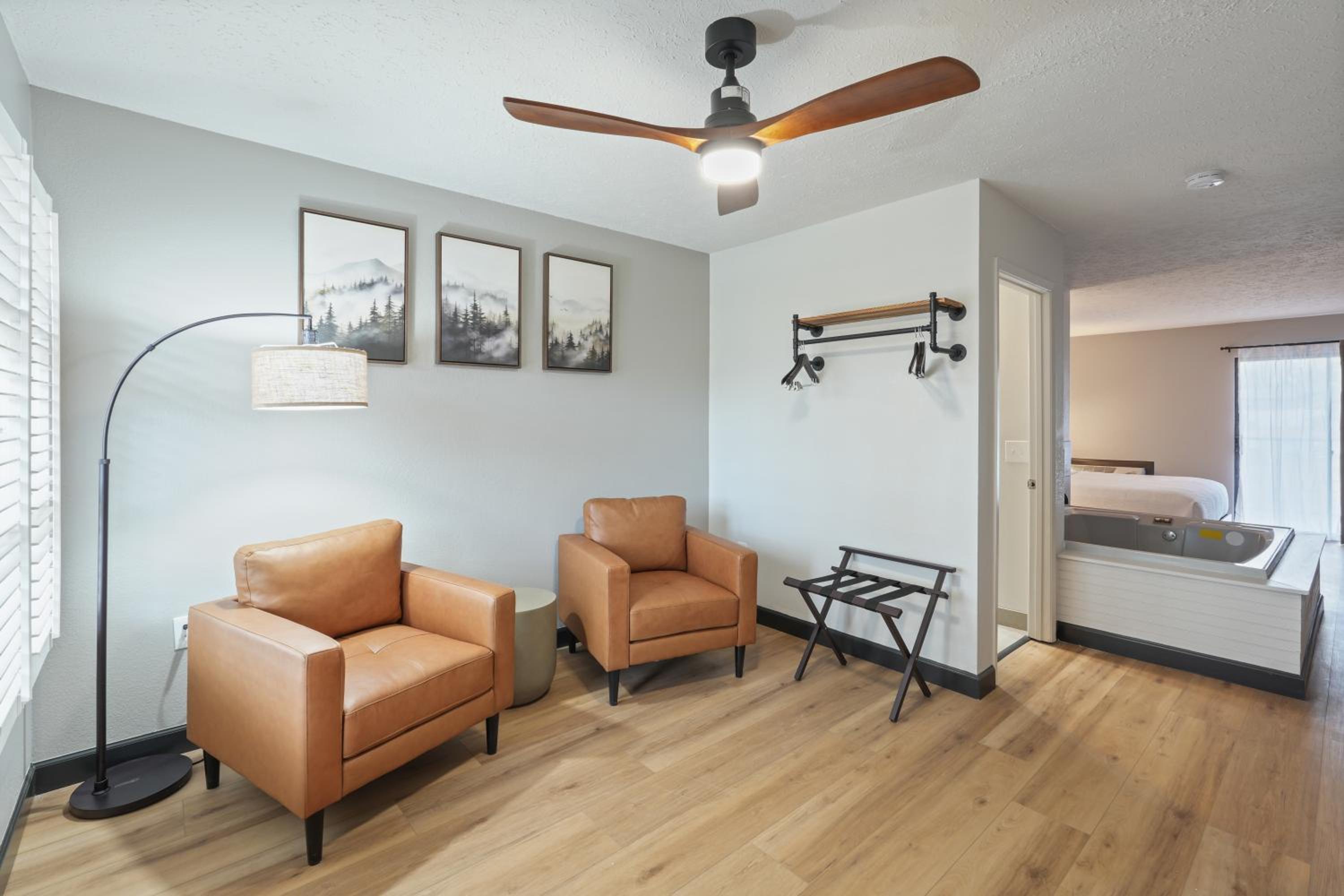 King Suite with Spa Bath photo 1