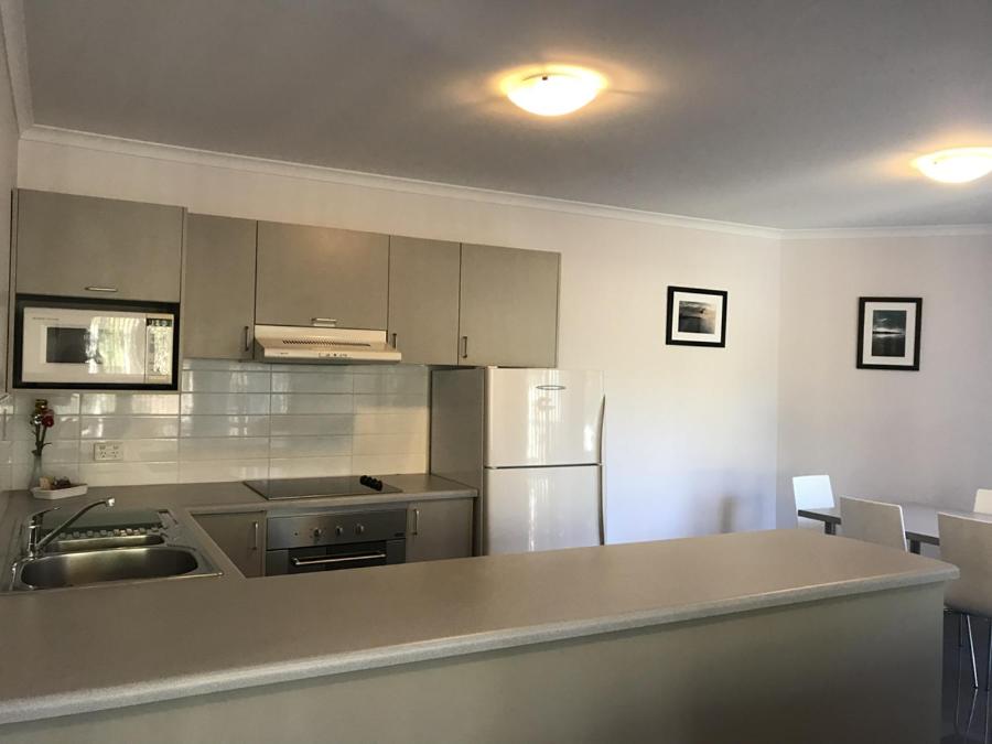 Two-Bedroom Luxury Terrace House photo 3