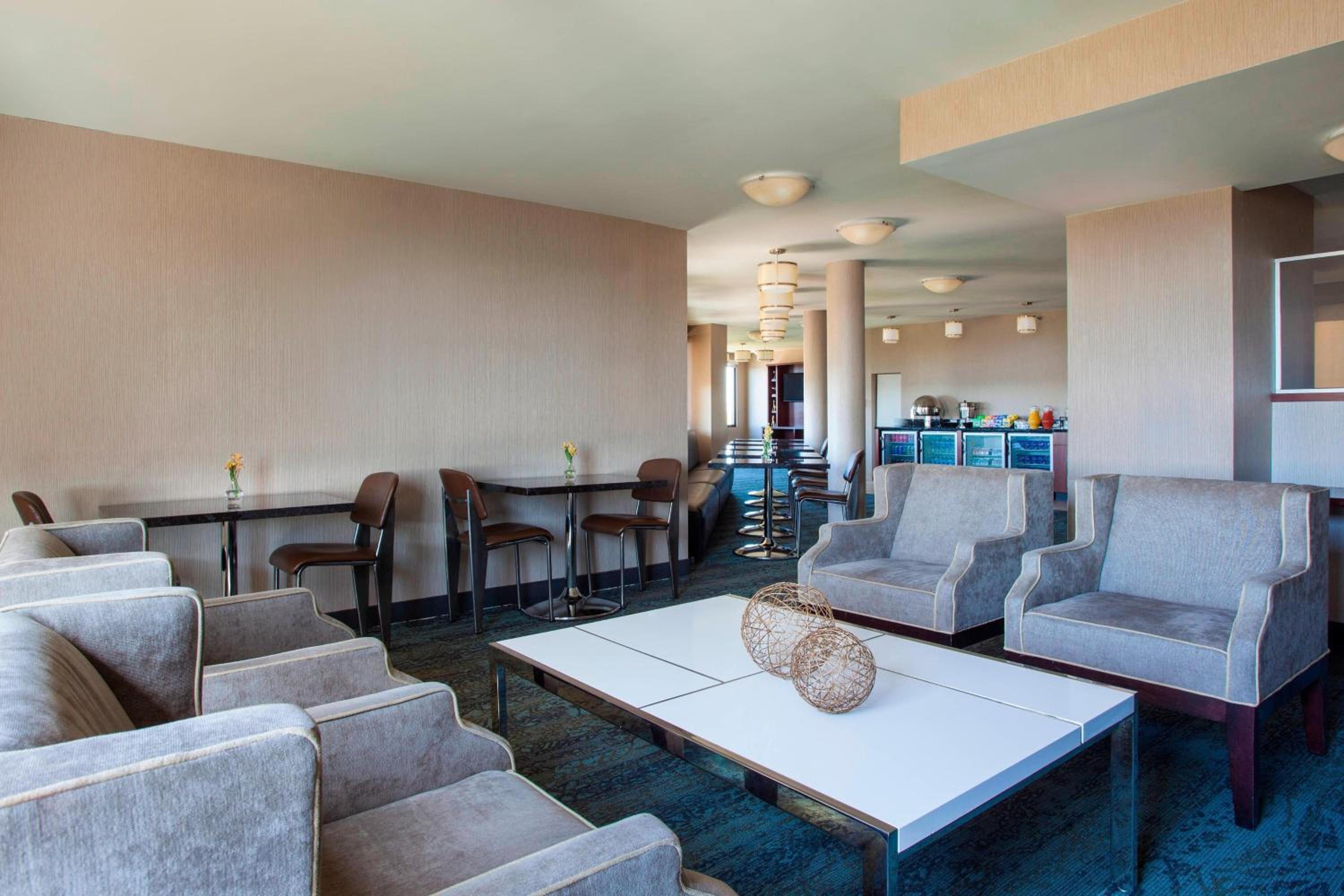 Club Accessible Suite, Club level, 1 Bedroom Suite photo 3