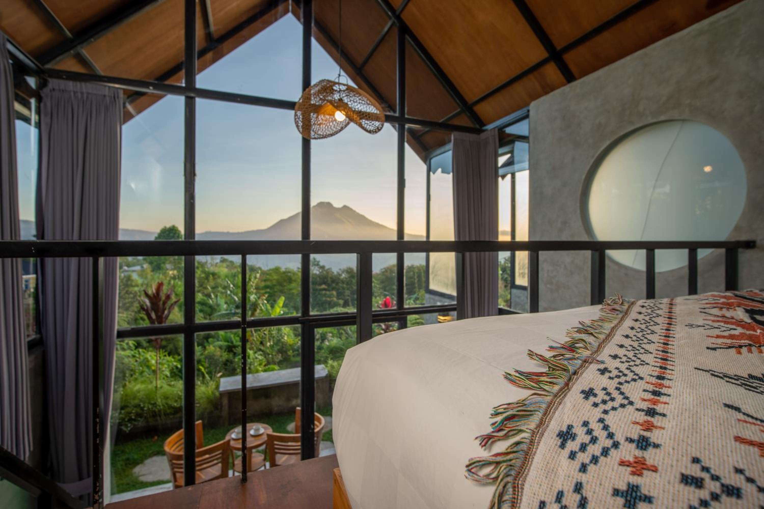 Suite with Mountain View
