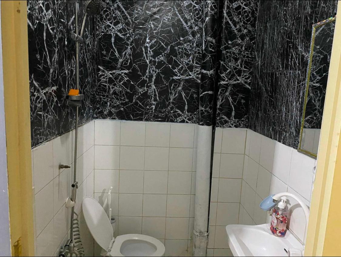 Single Room With Private Bathroom