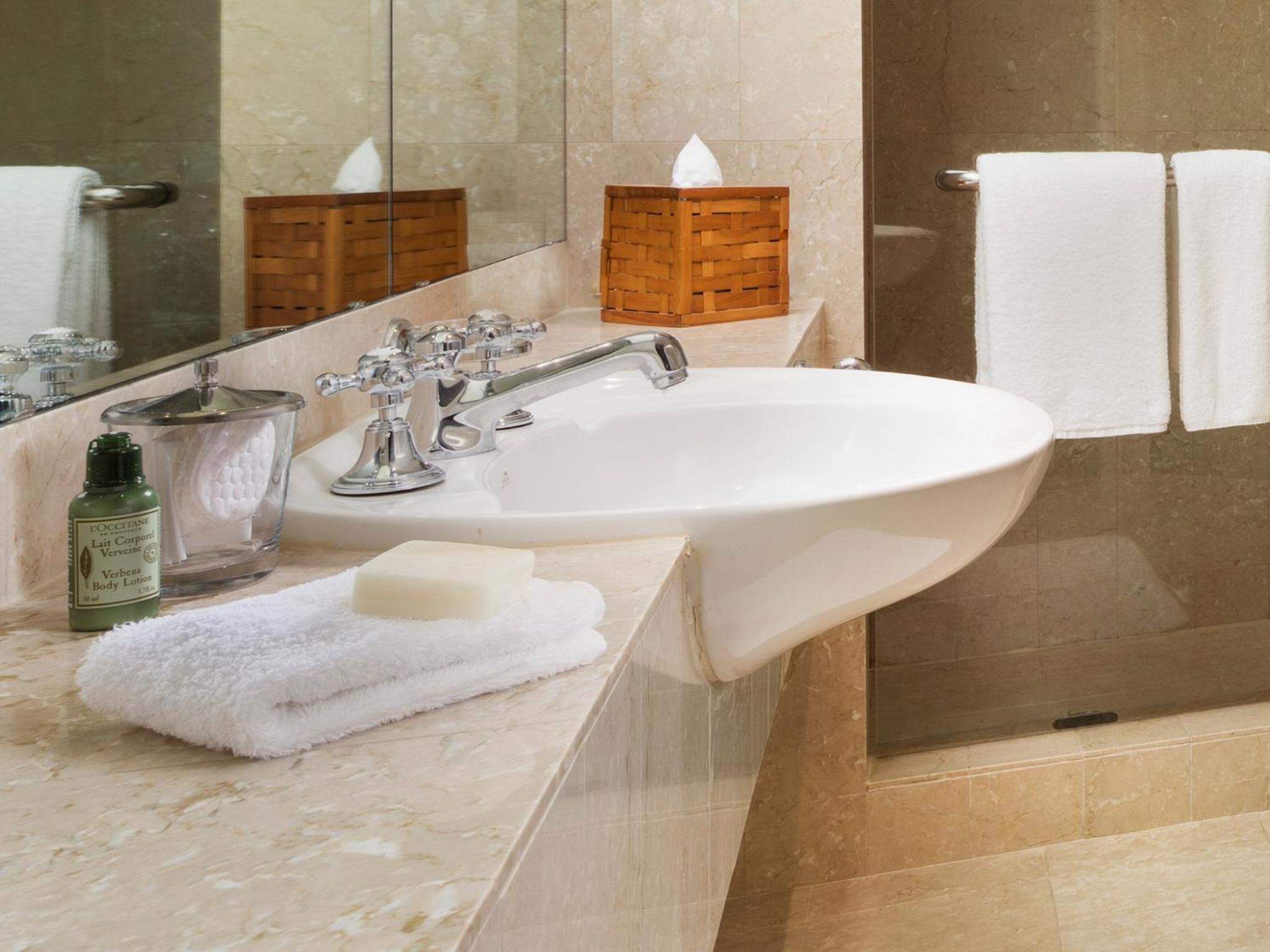 One-Bedroom City Club Suite