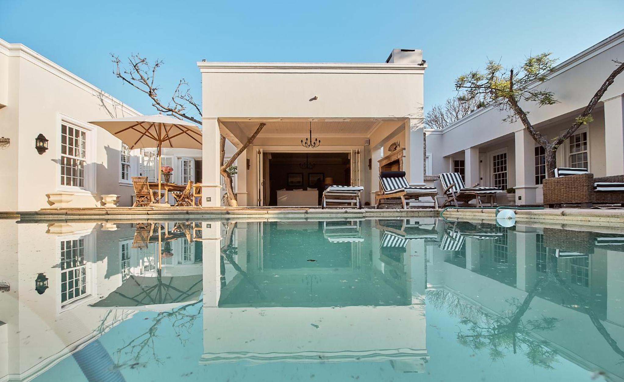 King Suite with Pool View - Photo 1