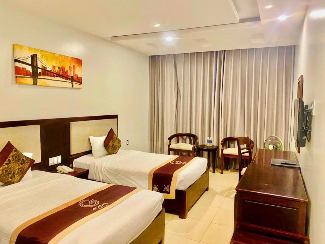 Standard Twin Room - Photo 1