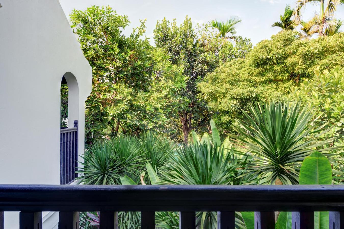 Deluxe Pool and Garden view room inclusive 60 minute Body treatment - Photo 6