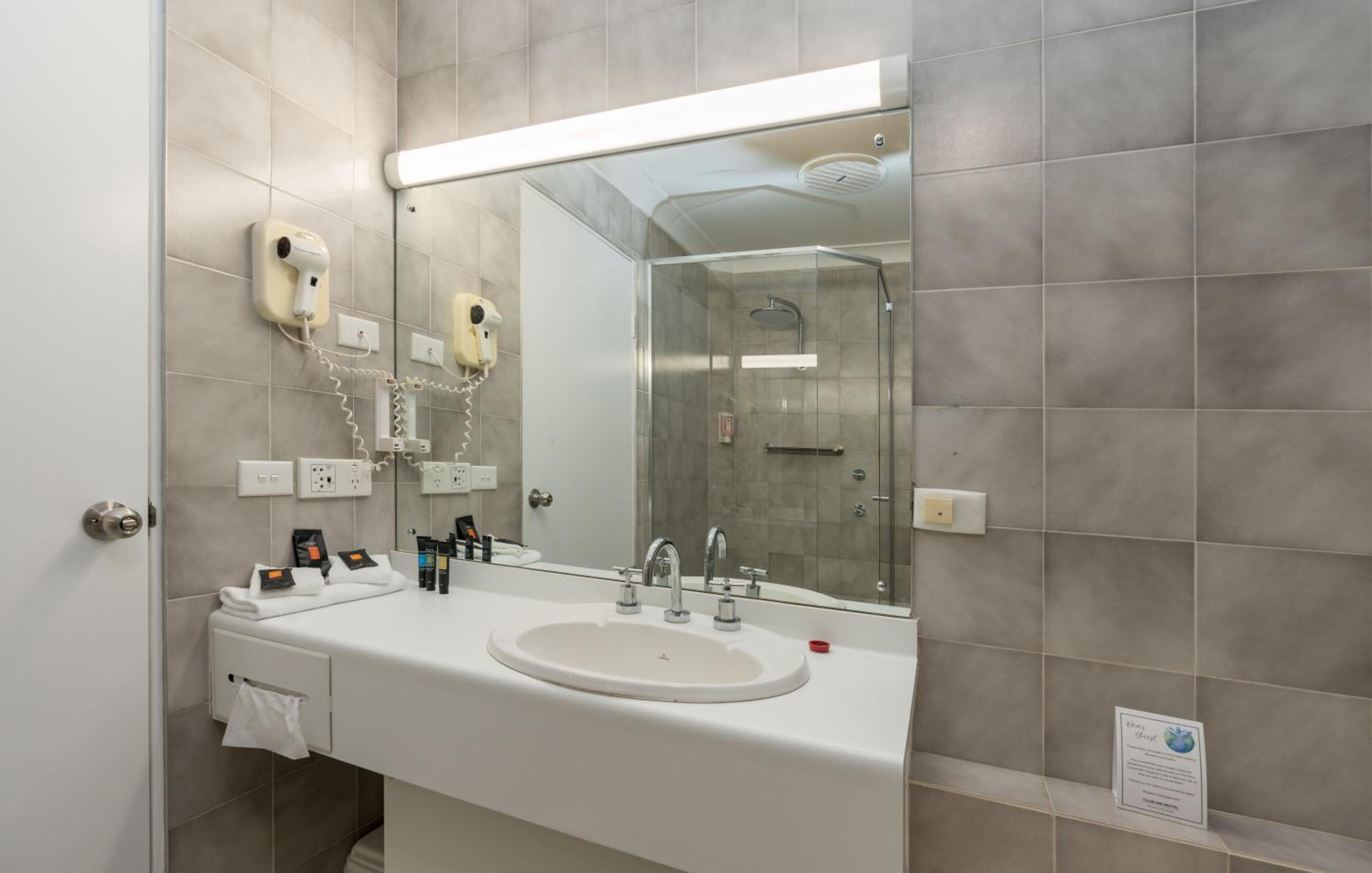Standard Twin Room photo 1