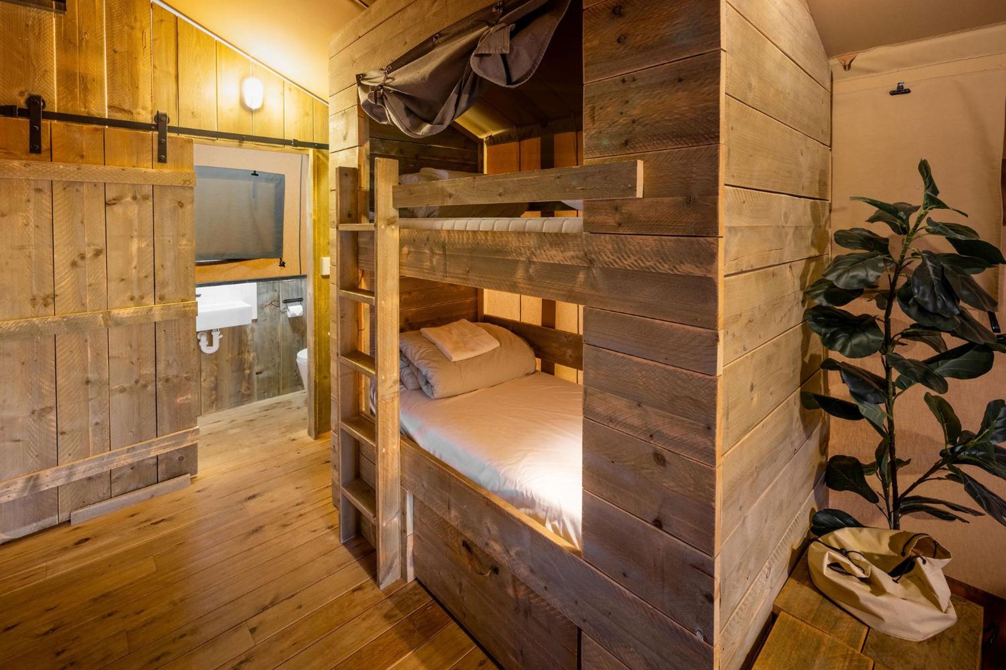 Glamping Tent - Sleeps 6 - Photo 8