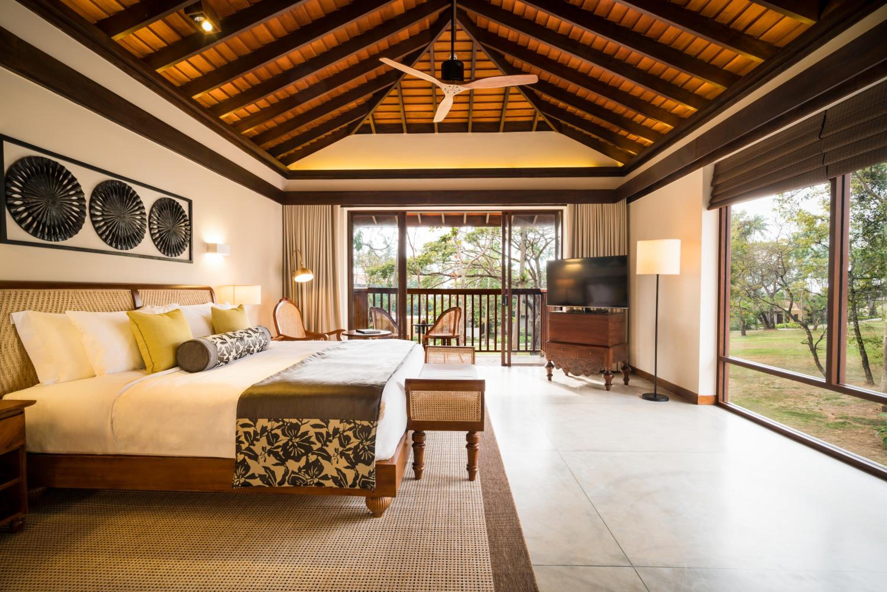 Two Bedroom Villa with Pool Access (Non Smoking)