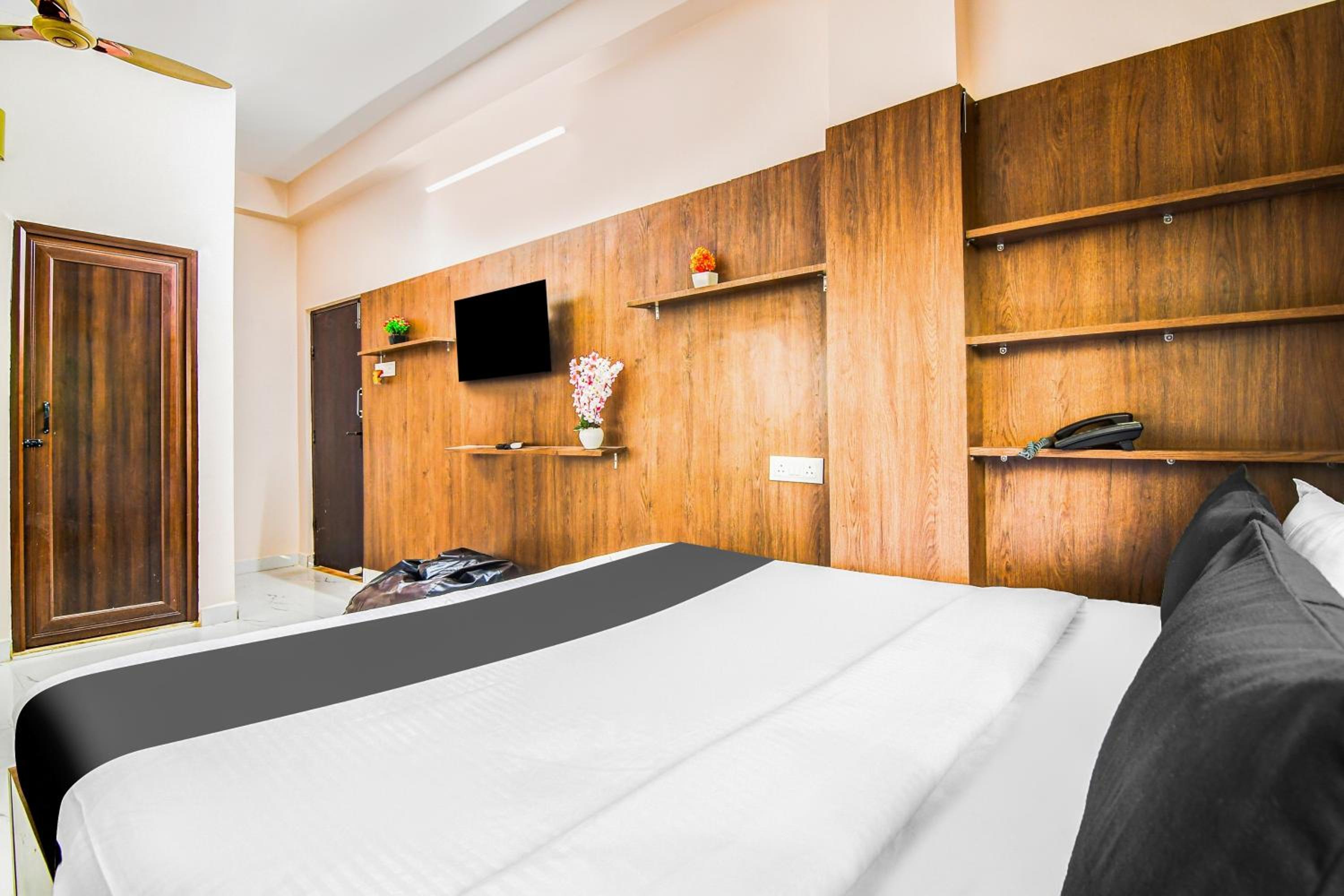 Double Room with Balcony photo 2