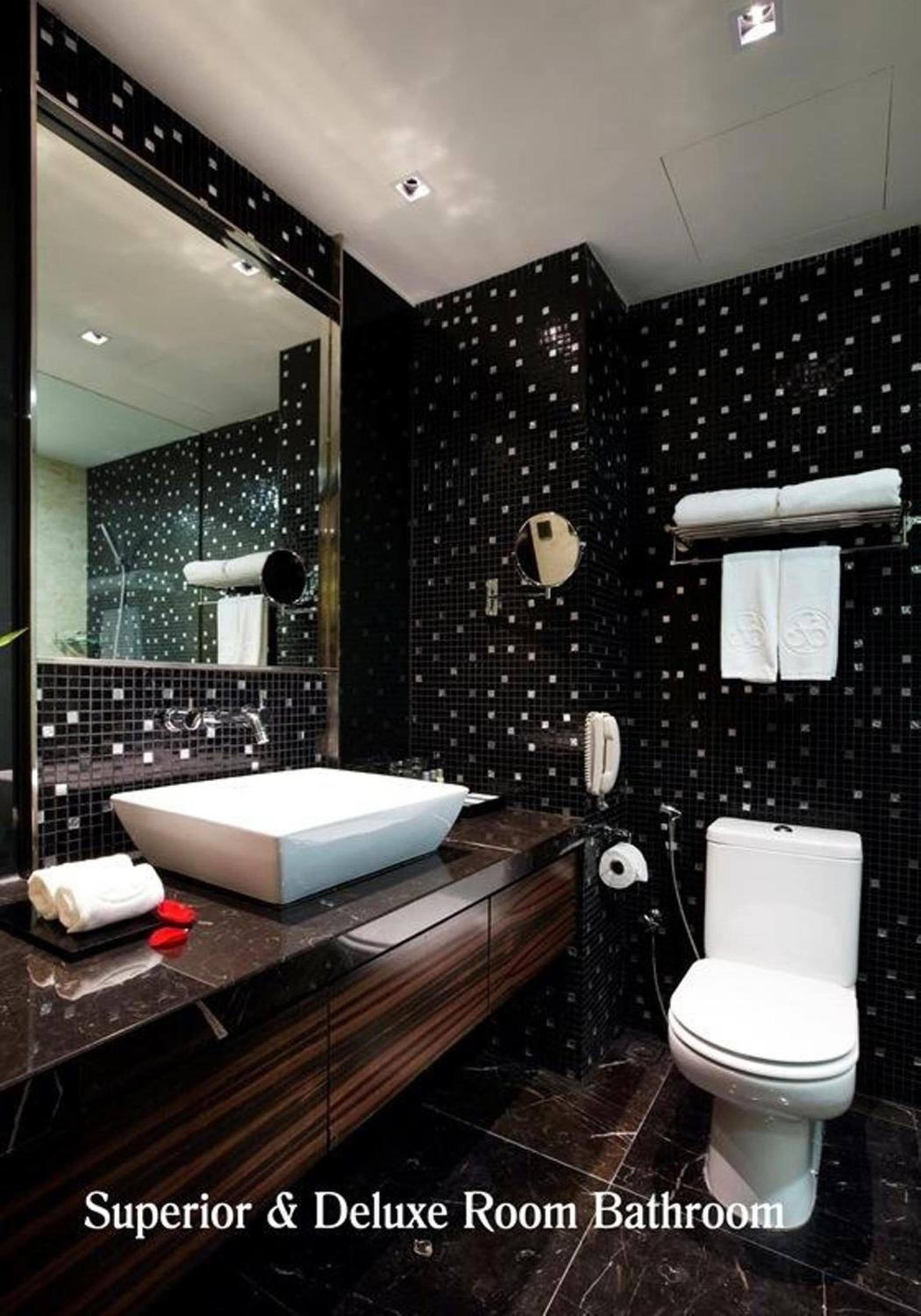 Deluxe Twin Room with Sea View - Photo 4