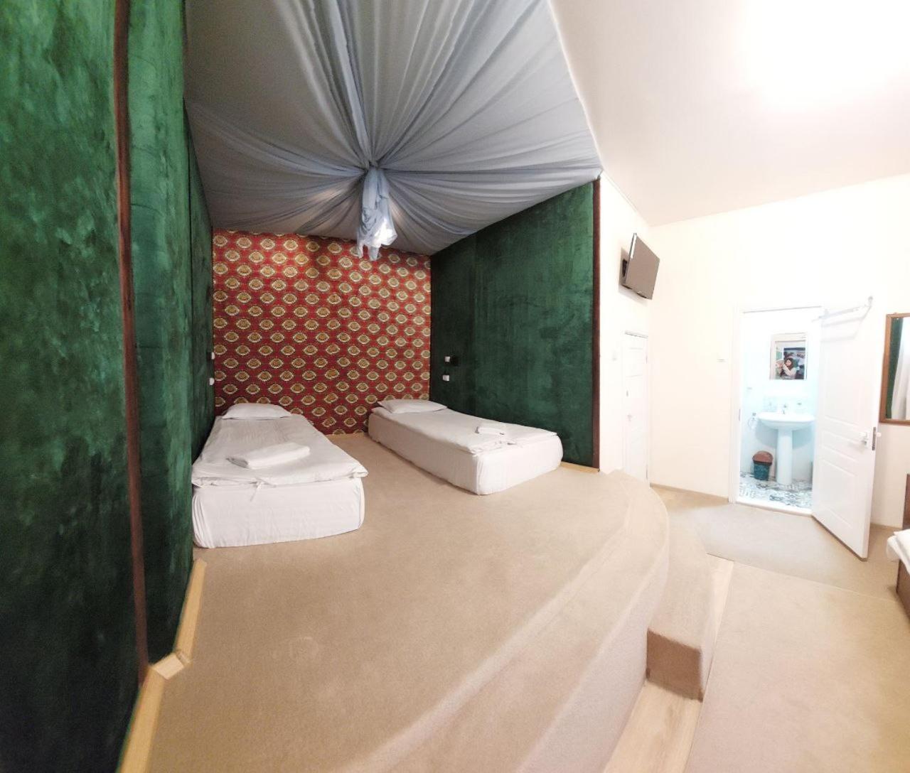 Double or Twin Room with Private Bathroom photo 1