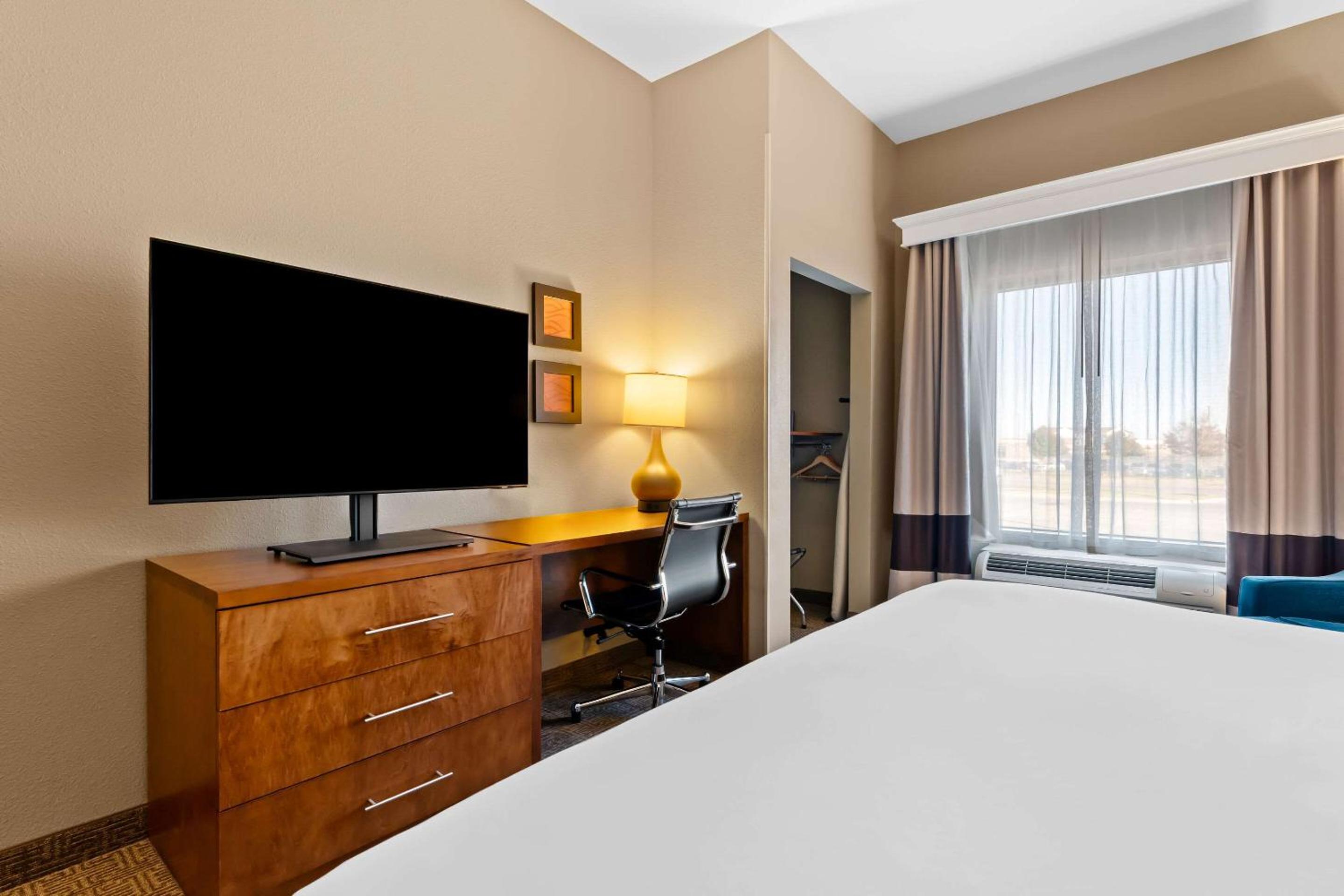 King Room - Disability Access/Non Smoking  photo 2