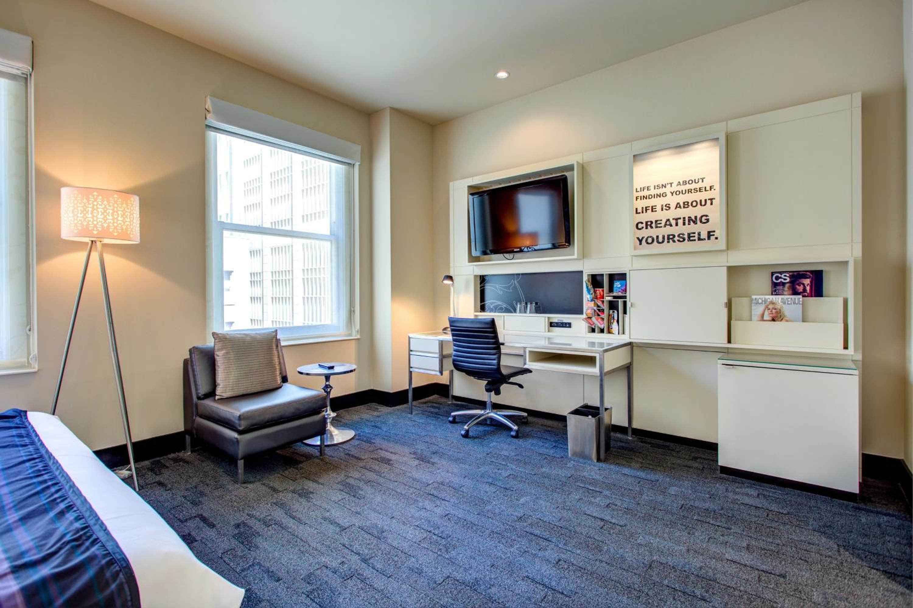 Premium King Room