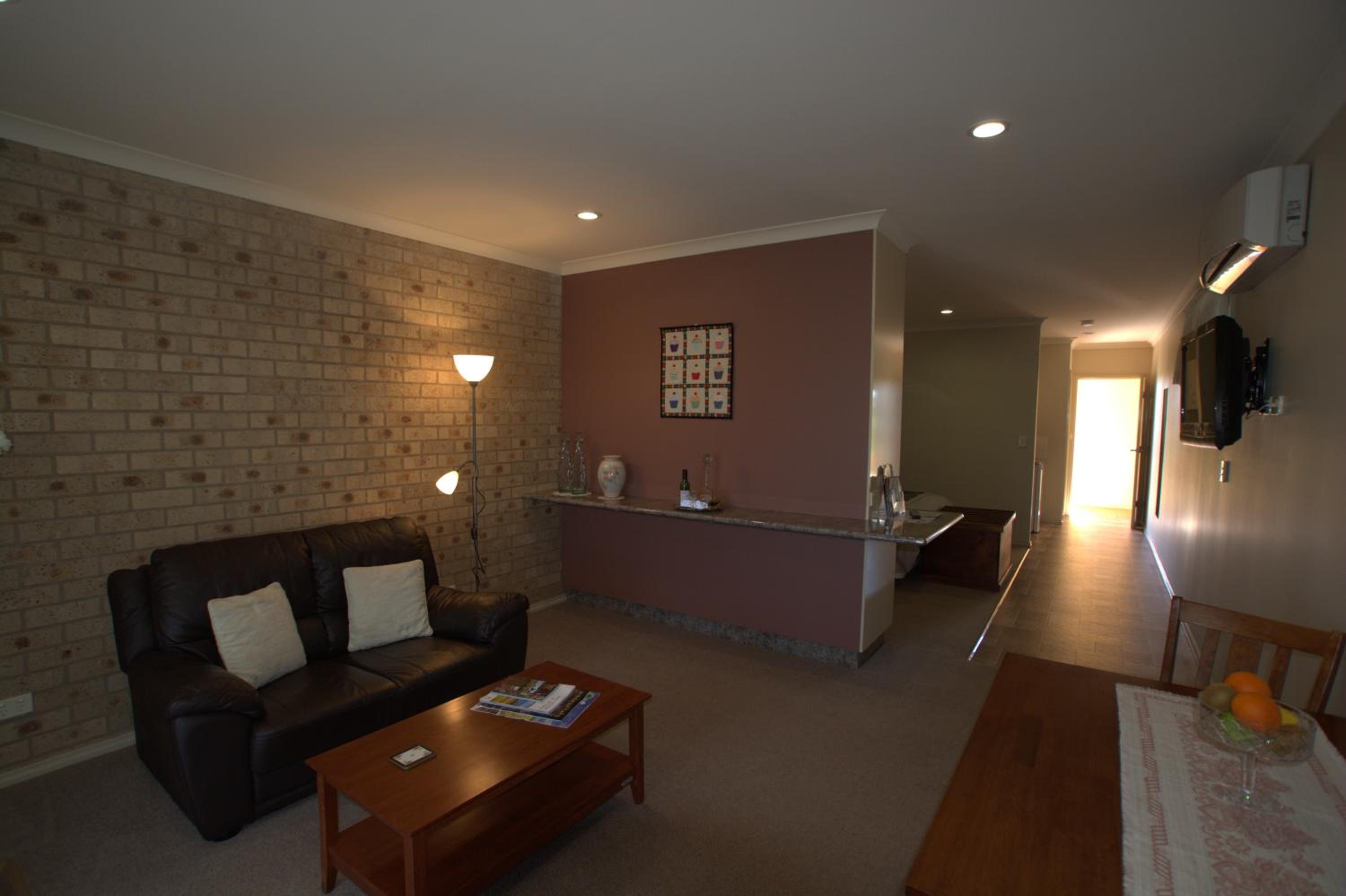 One-Bedroom Suite