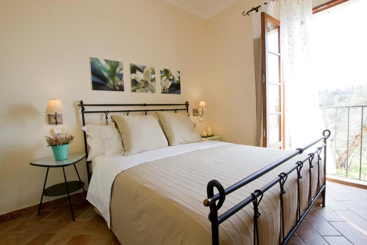 One-Bedroom Standard Apartment - Photo 8