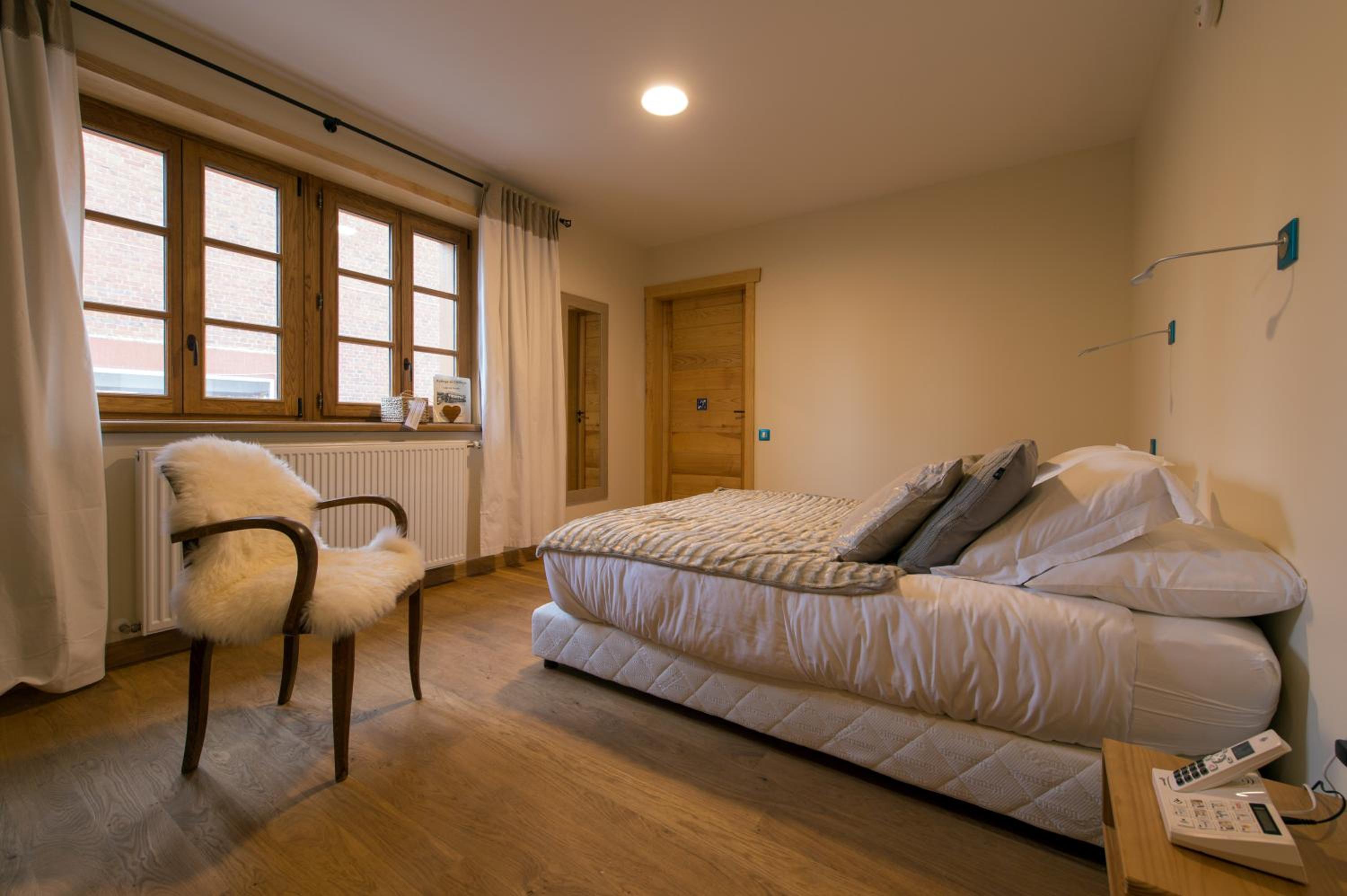 Double Room - Disability Access photo 3