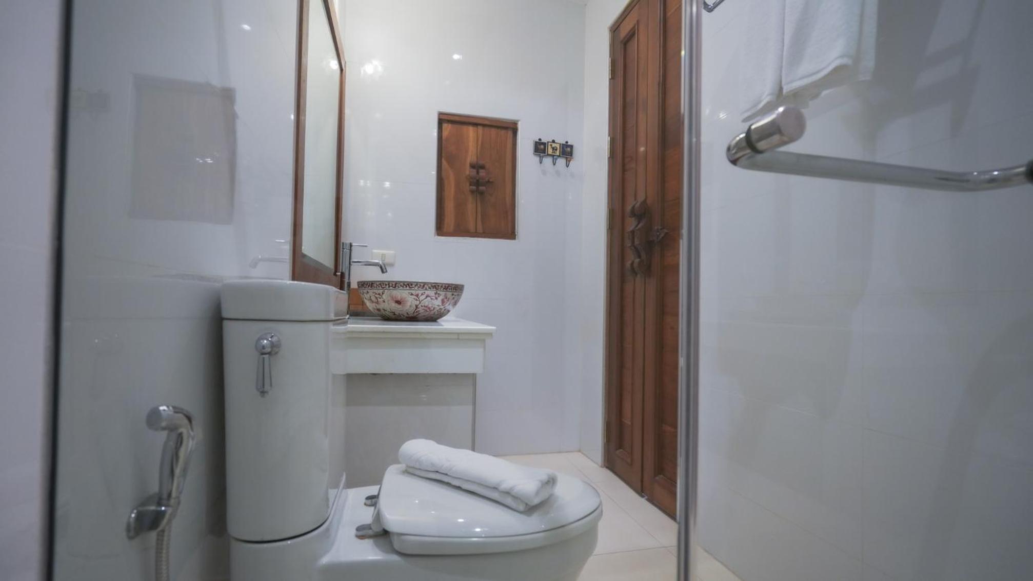 Superior Double Room - Photo 11