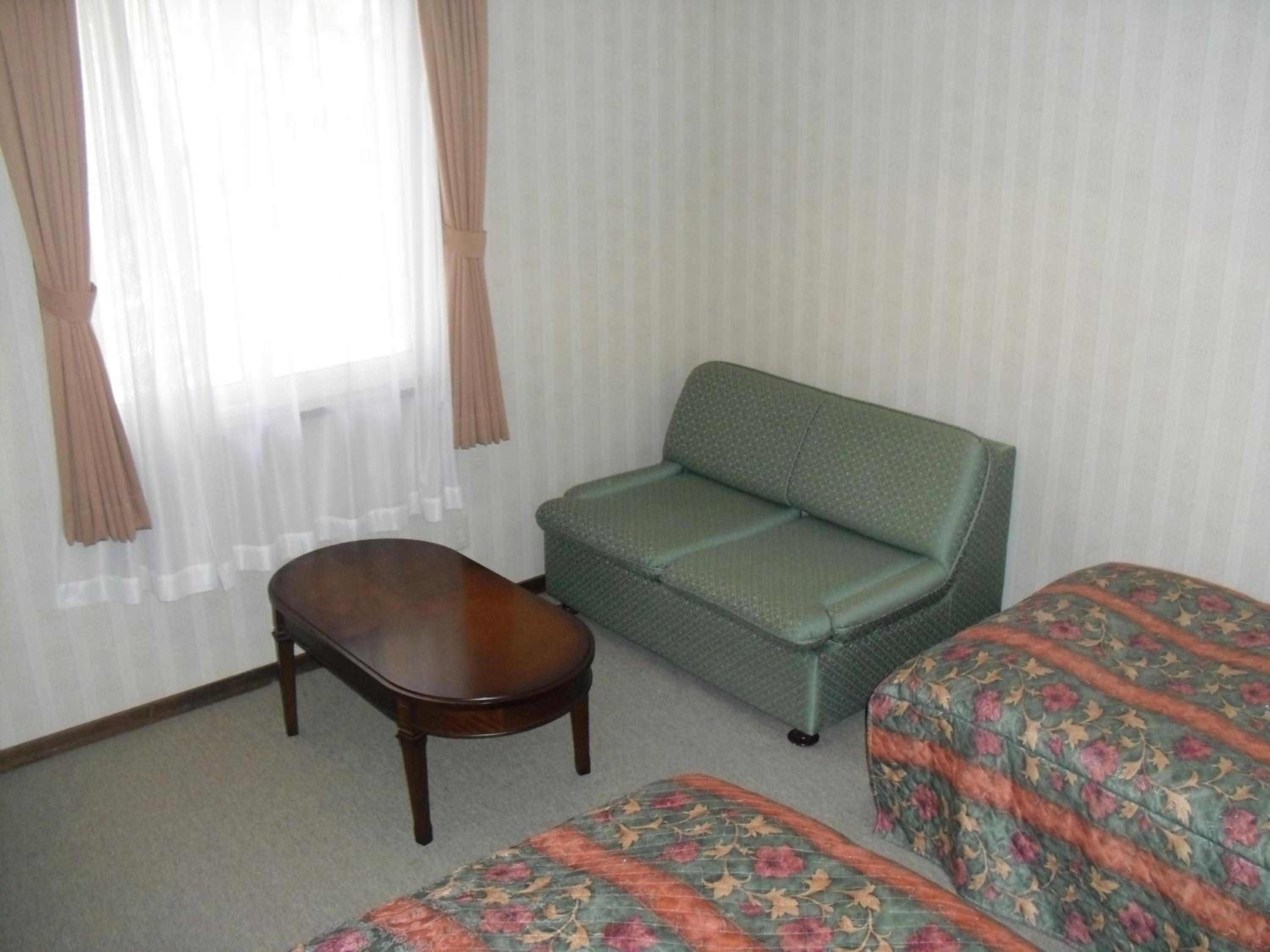 Twin Room - Photo 1