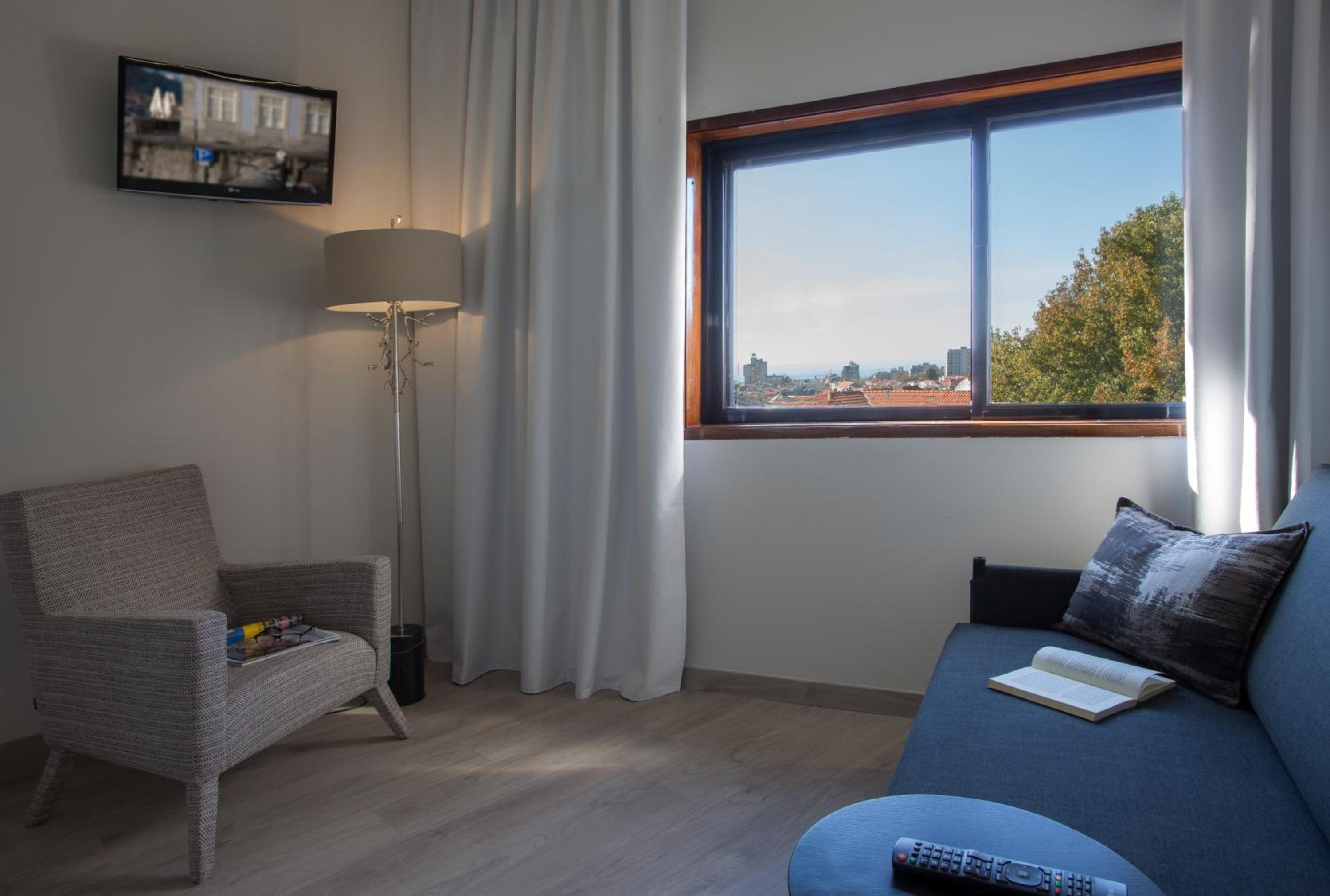 Suite - Photo 4