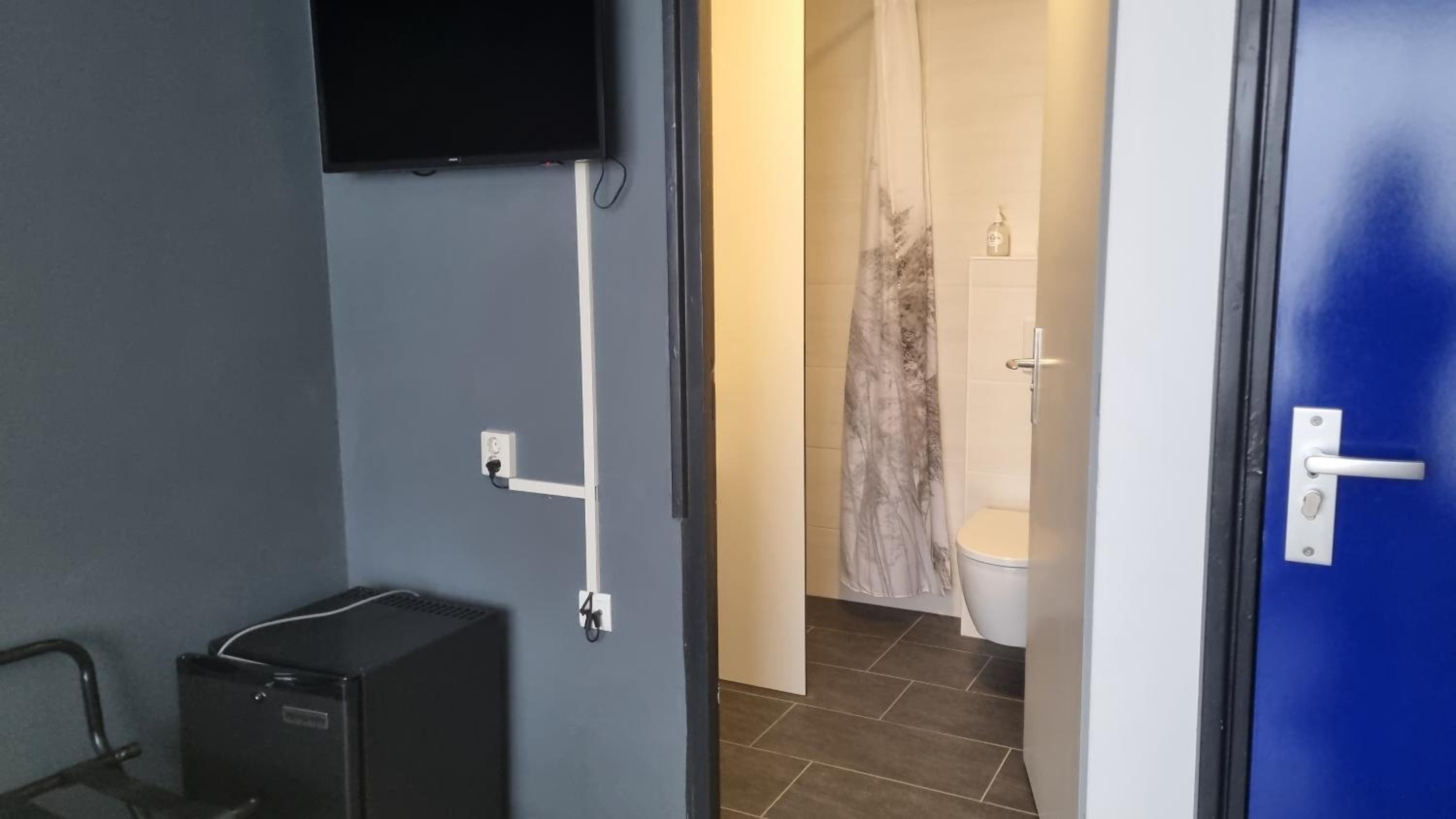 Single Room photo 2