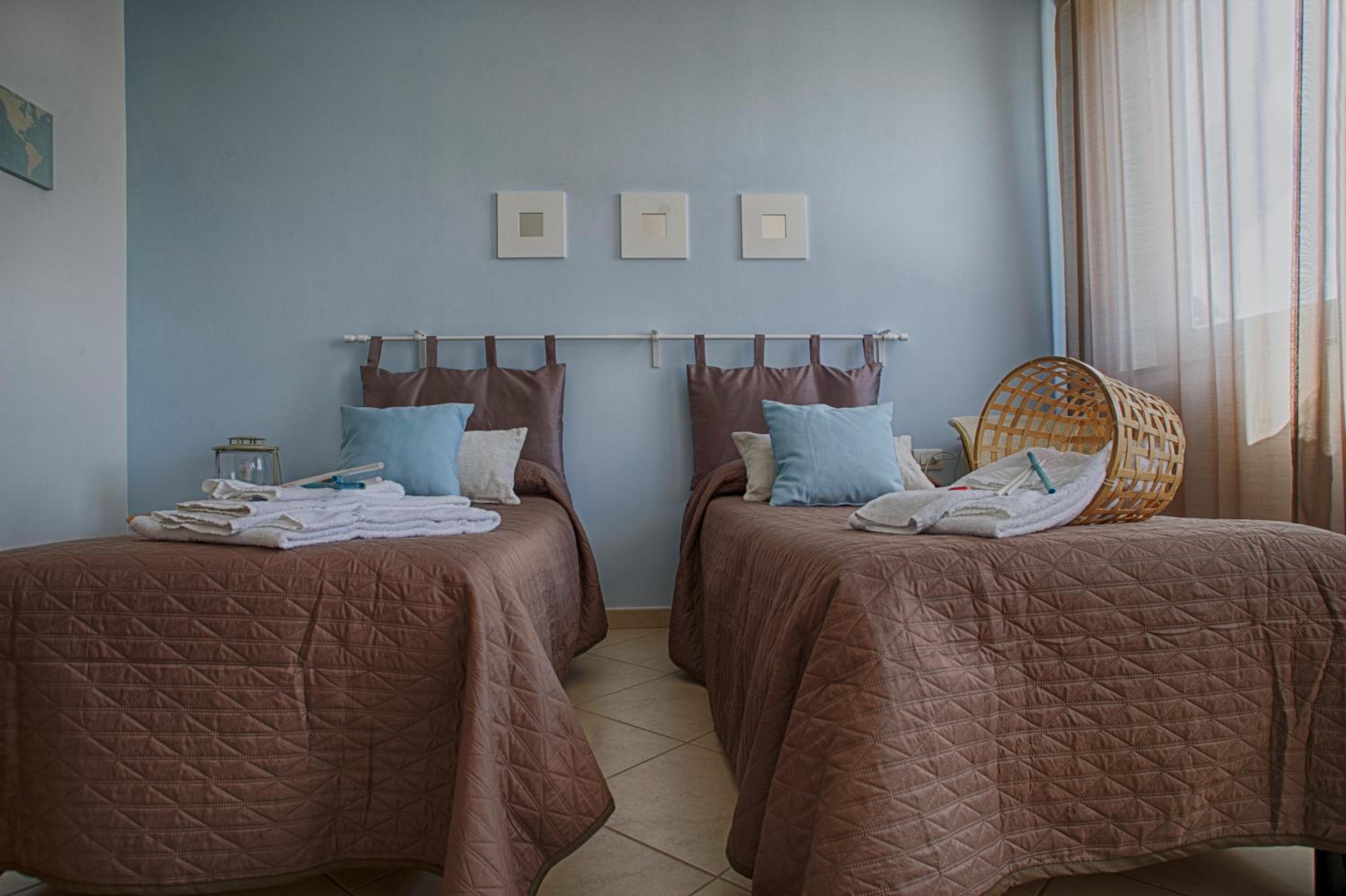 Double or Twin Room with Sea View photo 2